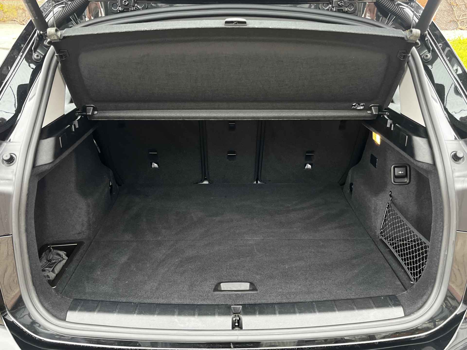 BMW X1 xDrive25e Executive Navigatie Trekhaak Led Koplampen 18 Inch Velgen Stoelverwarming Dab Keyless Entry Parkeersensoren V+A Plug-in Hybride 1e Eigenaar - 5/62