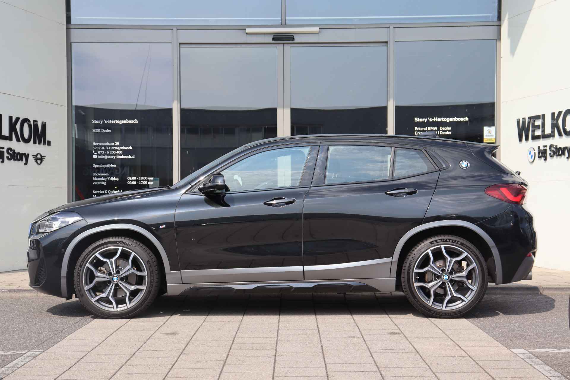 BMW X2 sDrive18i High Executive M Sport Automaat / Adaptieve LED / Sportstoelen / Head-Up / M Sportonderstel / Park Assistant / Stoelverwarming / Leder - 8/30