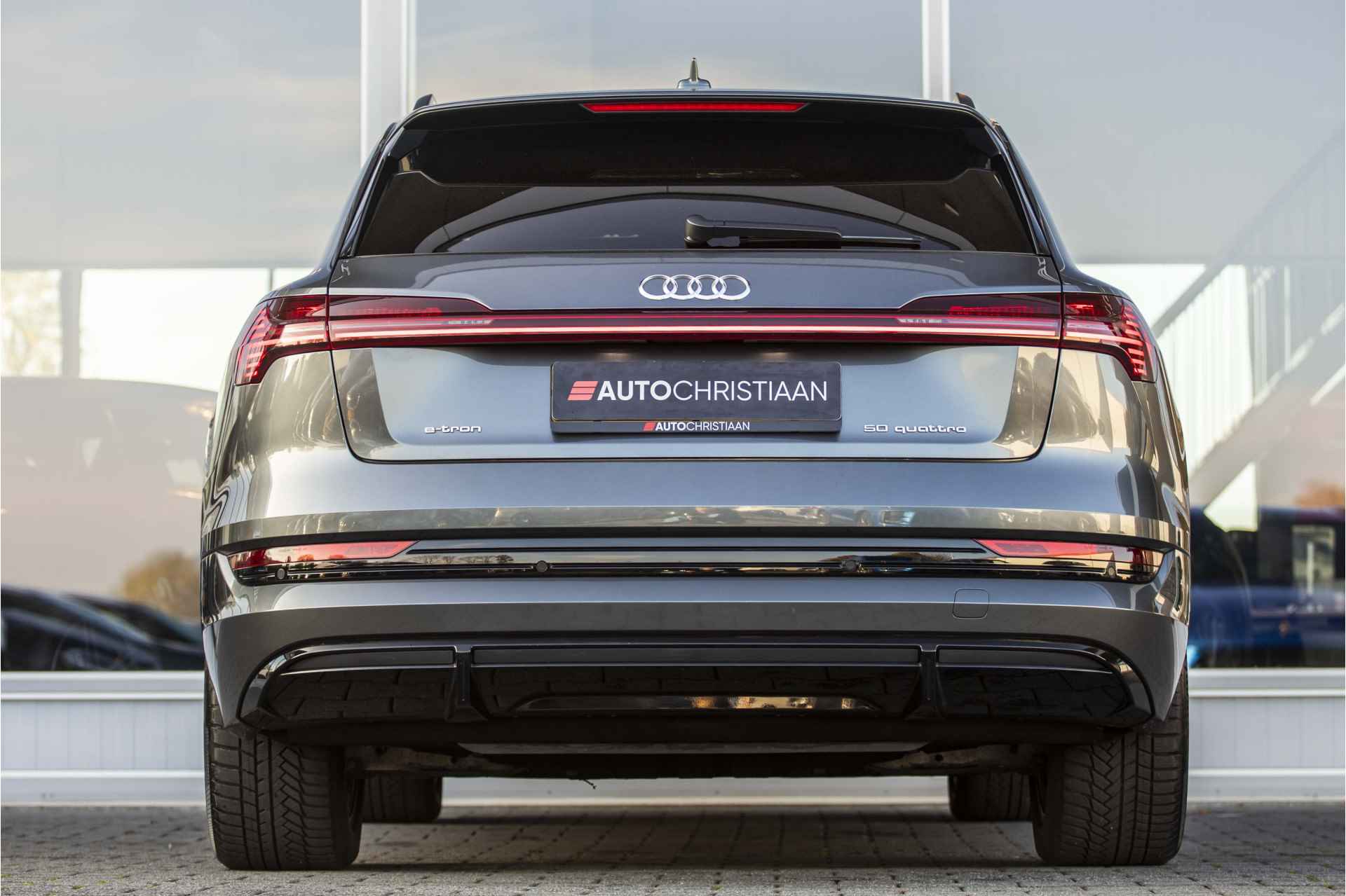 Audi e-tron e-tron 50 quattro S-Line edition Black 71 kWh | Pano | Memory | NL Auto - 4/42