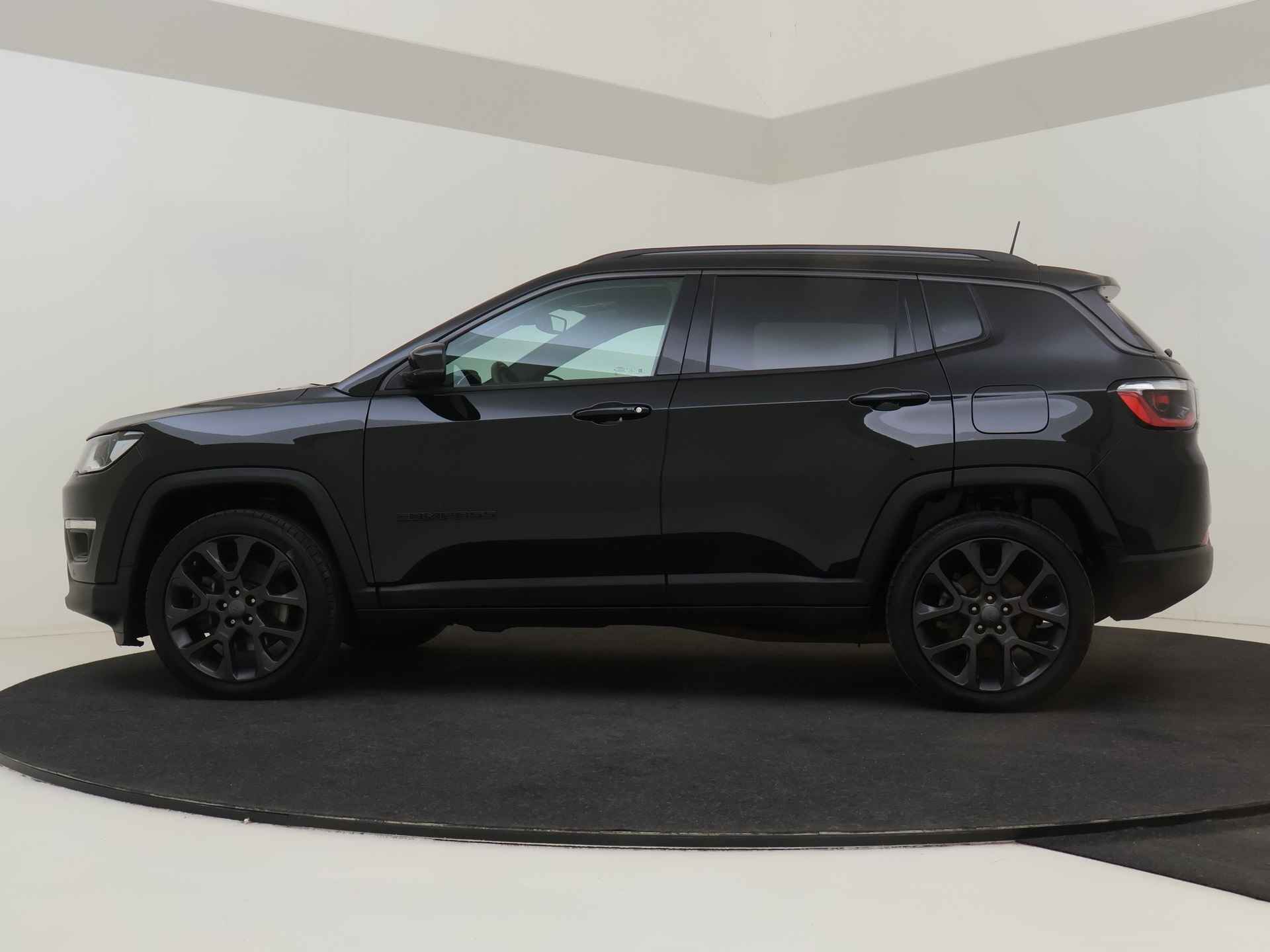 Jeep Compass 4xe 240 Plug-in Hybrid 4WD Electric S | Trekhaak | Leder | Black Edition | STOERE UITVOERING! - 6/56