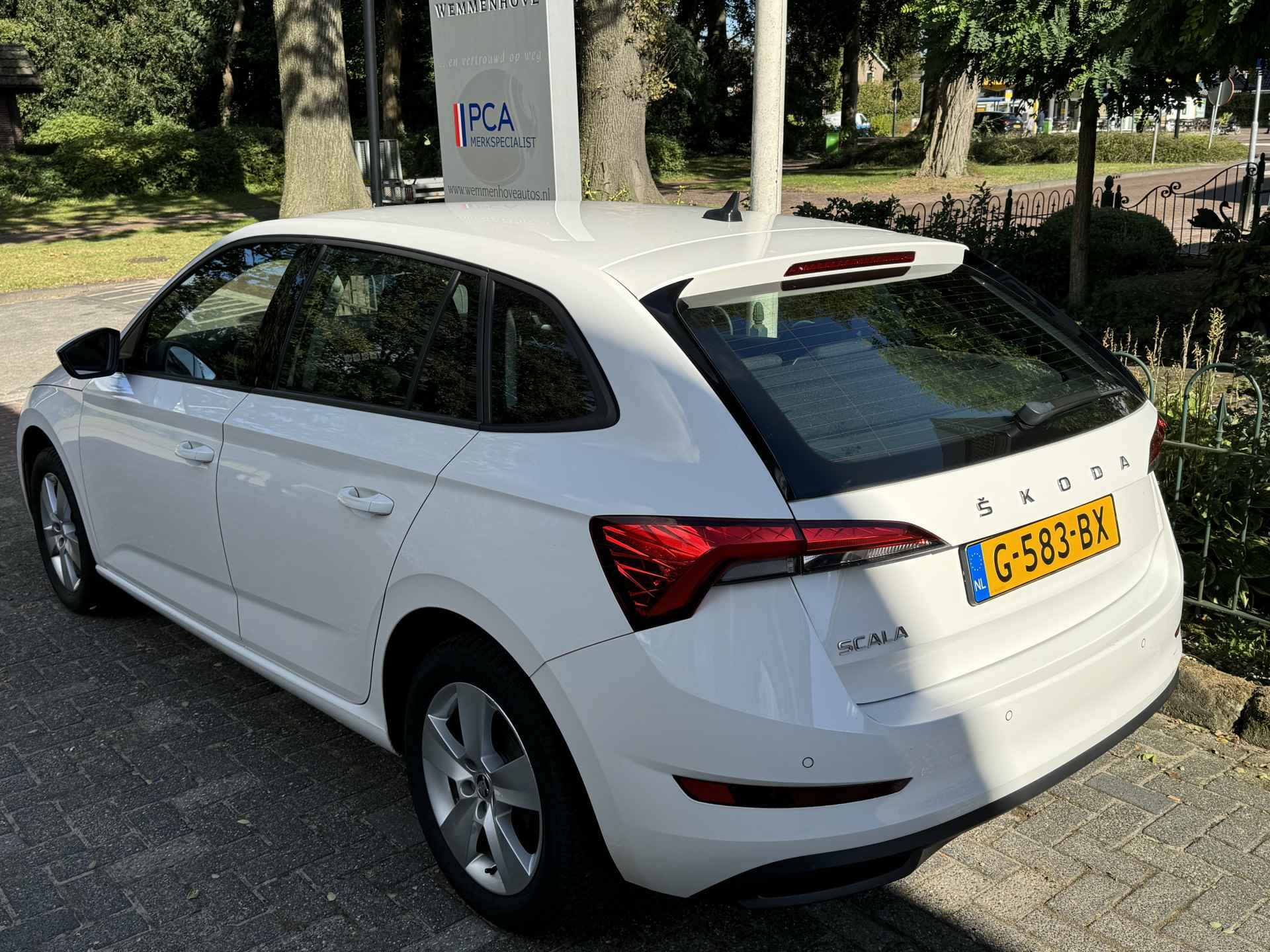 Škoda Scala 1.0 TSI Ambition Alu wielen/Airco-Ecc/Navigatie/Mistl - 41/44