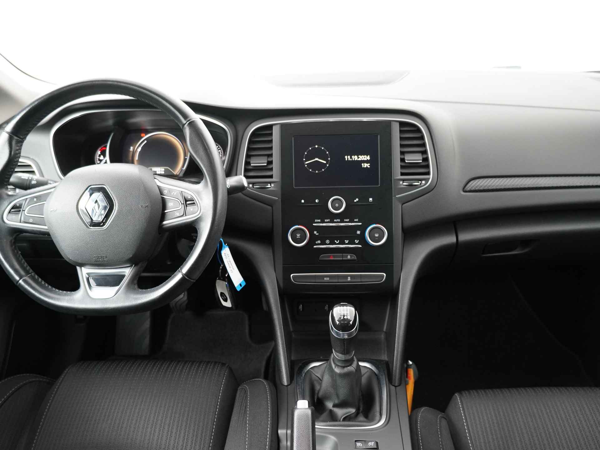 Renault Mégane Estate 1.2 TCe Zen - Navigatie - Climate Control - Lichtmetalen velgen - 12 maanden BOVAG garantie - 36/44