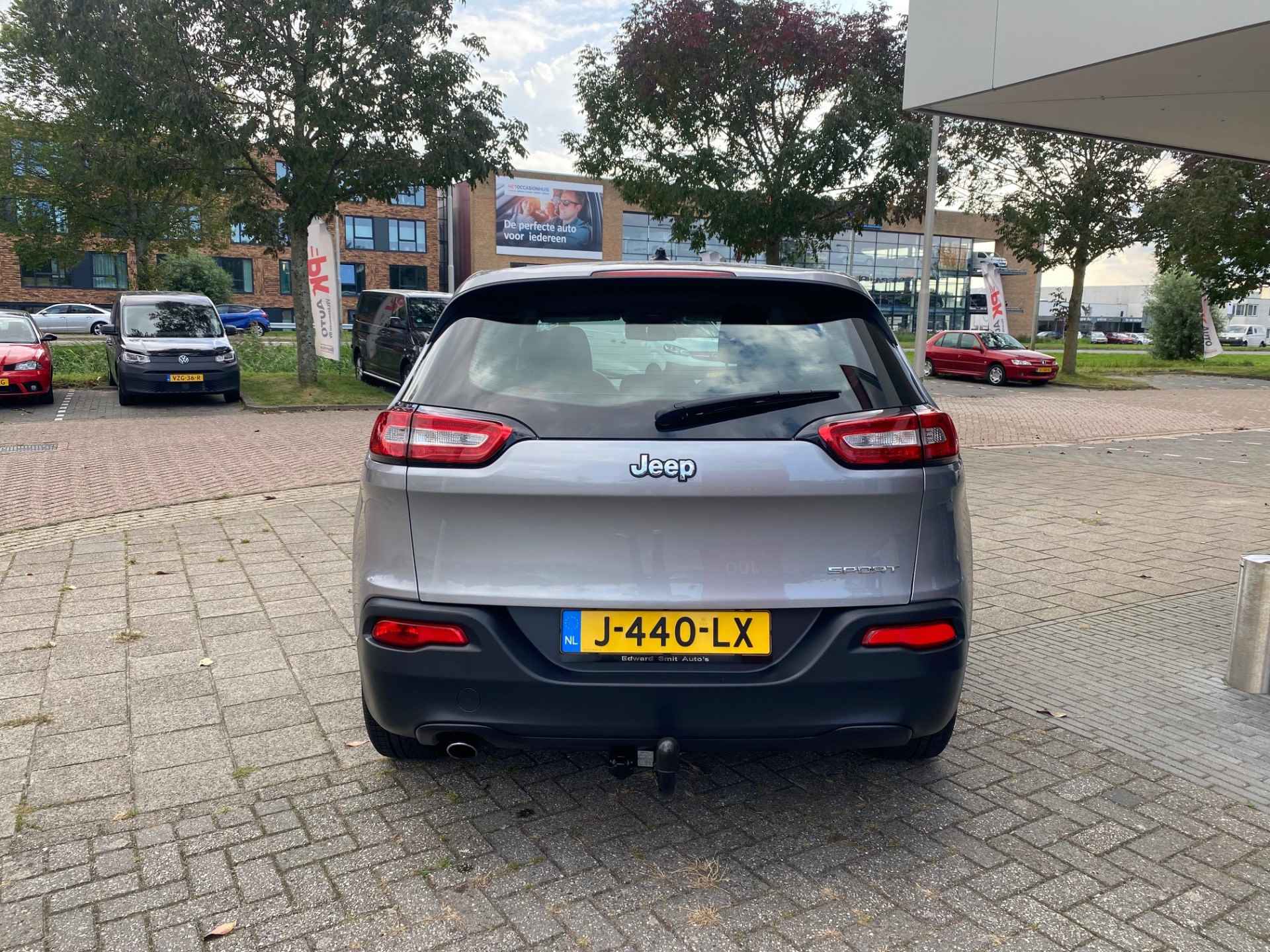 Jeep JEEP CHEROKEE | Navi | Camera | Trekhaak | 70.831 km Latitude Dealeronderhouden - 4/20