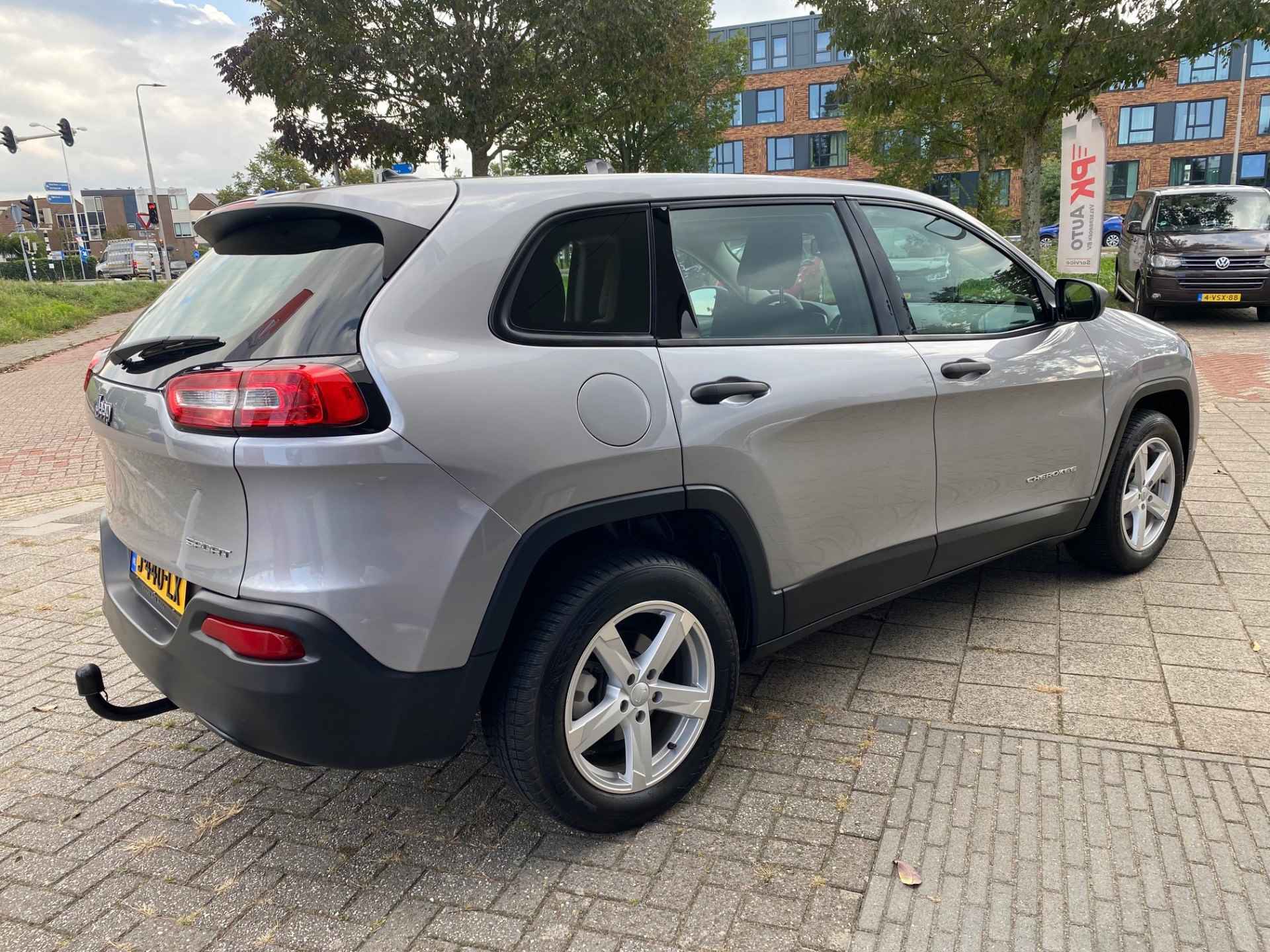 Jeep JEEP CHEROKEE | Navi | Camera | Trekhaak | 70.831 km Latitude Dealeronderhouden - 5/20