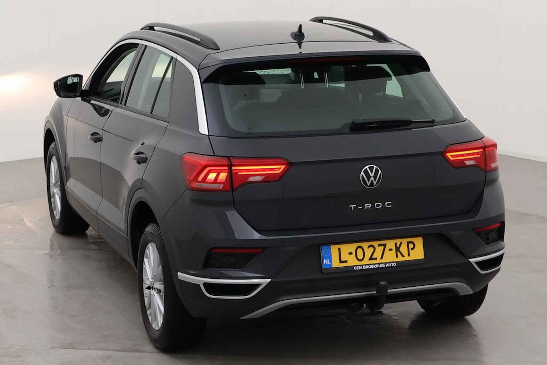 Volkswagen T-Roc 1.0 TSI Style Navi/ PDC A/ 16 lmv - 10/14