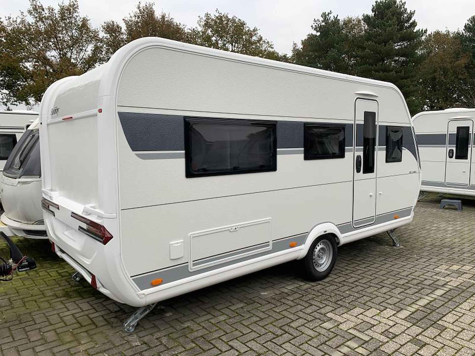 Hobby De Luxe 460 LU Model 2025 - 3/9