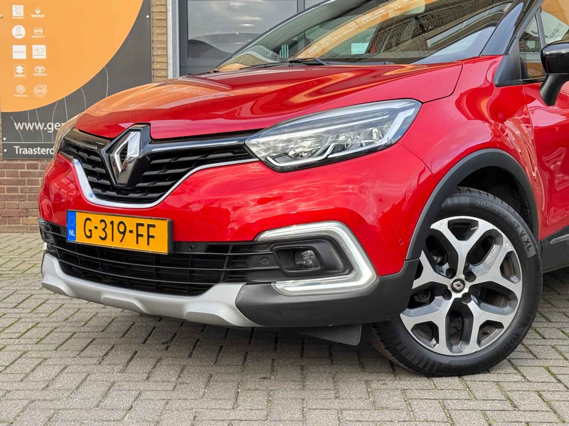 RENAULT Captur TCE 90 INTENS R-LINK NAVI/LED/PDC/CAMERA/LMV/2-TONE/NL-AUTO - 6/46