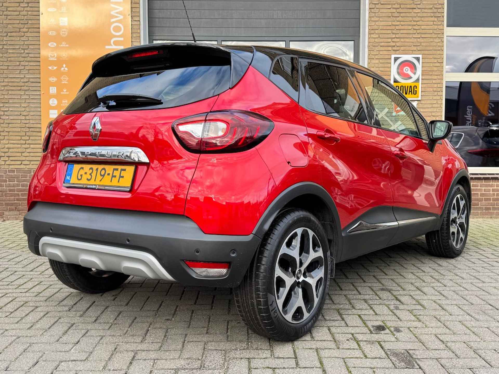 RENAULT Captur TCE 90 INTENS R-LINK NAVI/LED/PDC/CAMERA/LMV/2-TONE/NL-AUTO - 19/46