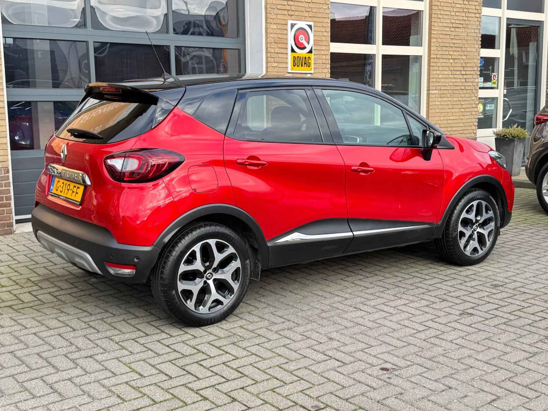 RENAULT Captur TCE 90 INTENS R-LINK NAVI/LED/PDC/CAMERA/LMV/2-TONE/NL-AUTO - 37/46