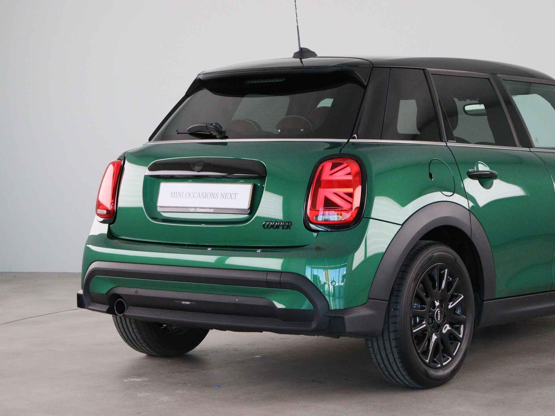 MINI 5-deurs Cooper Camden Edition Aut. - 20/23