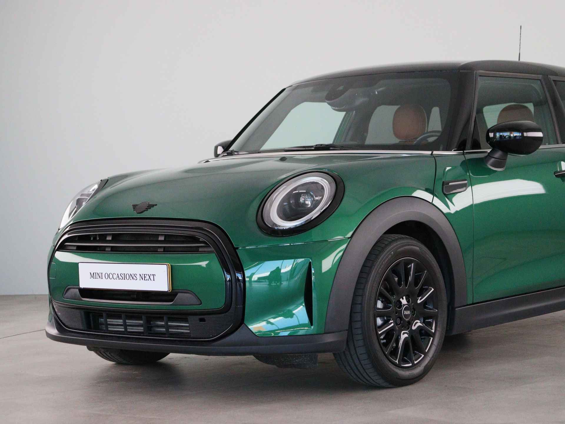 MINI 5-deurs Cooper Camden Edition Aut. - 21/23