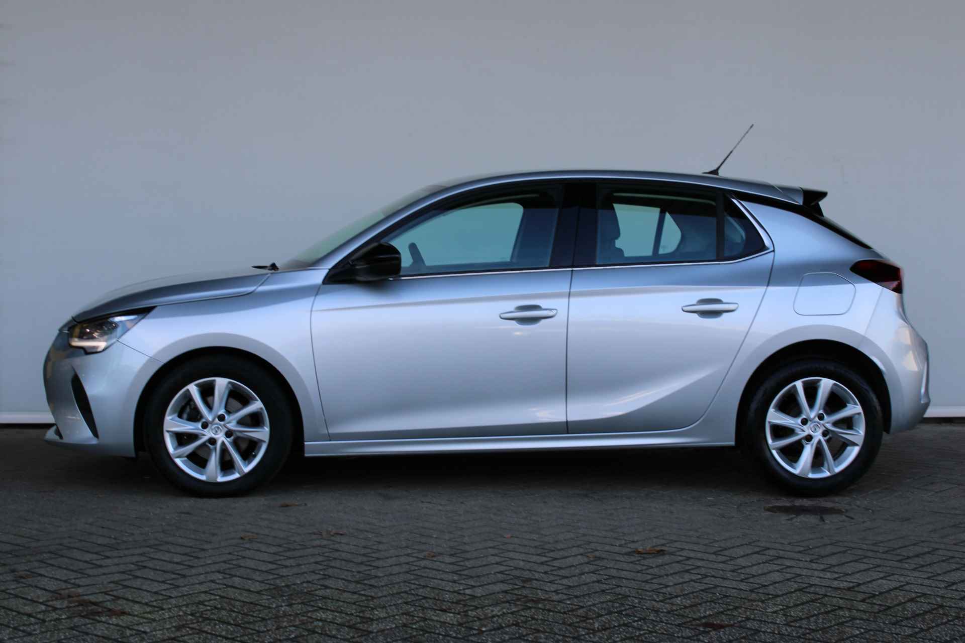 Opel Corsa 1.2 Level 3 |  Led | Apple carplay | Cruise control | - 9/30