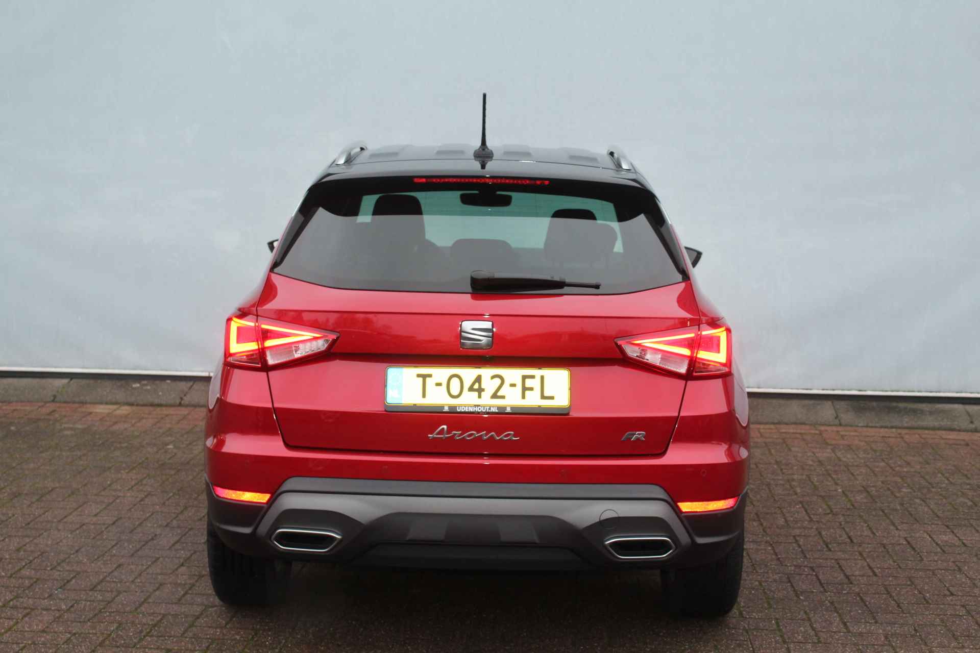 SEAT Arona 1.0 TSI 95pk FR Business Connect - 4/25