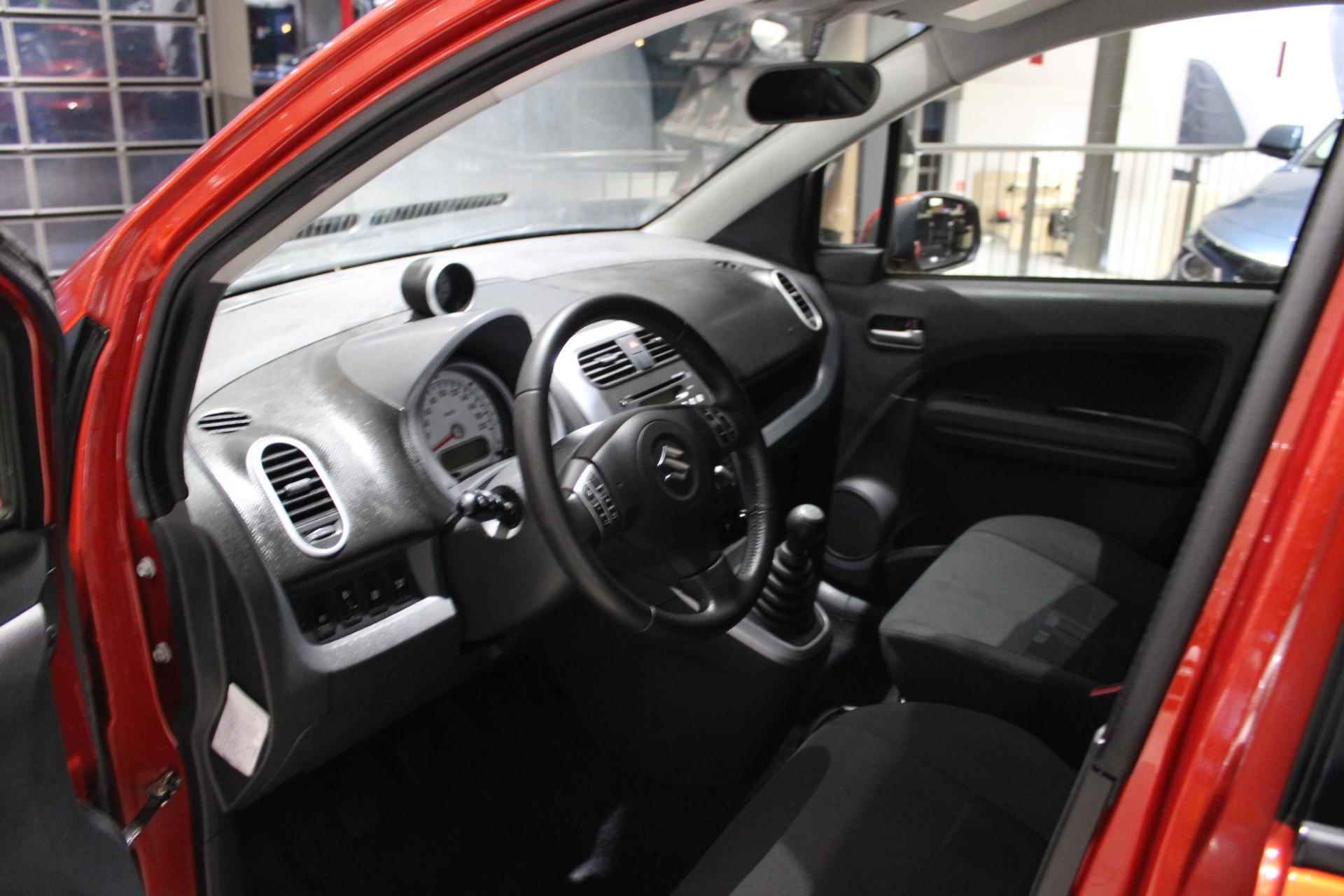 Suzuki Splash 1.0 VVT Exclusive EASSS - 7/9