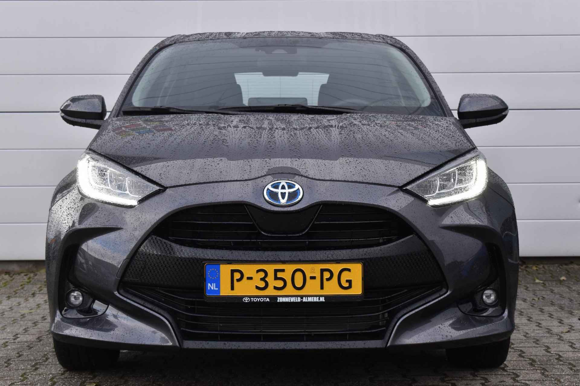 Toyota Yaris 1.5 Hybrid Dynamic - 5/27