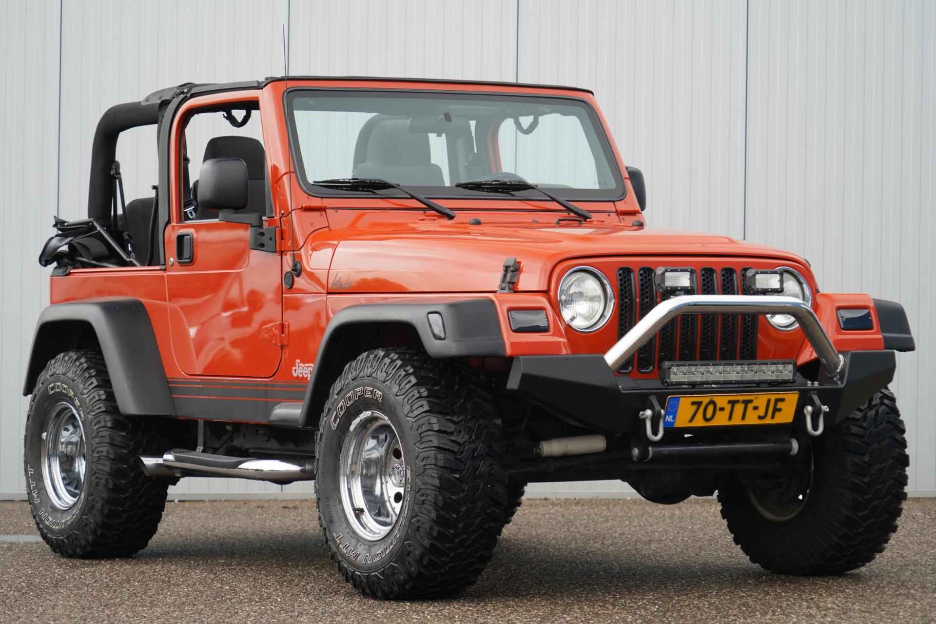 Jeep Wrangler 4.0i Softtop / 58dkm NAP / Uniek! / 6-Cilinder / Bestop dak / Ledbar / Org. Nederlands - 24/33