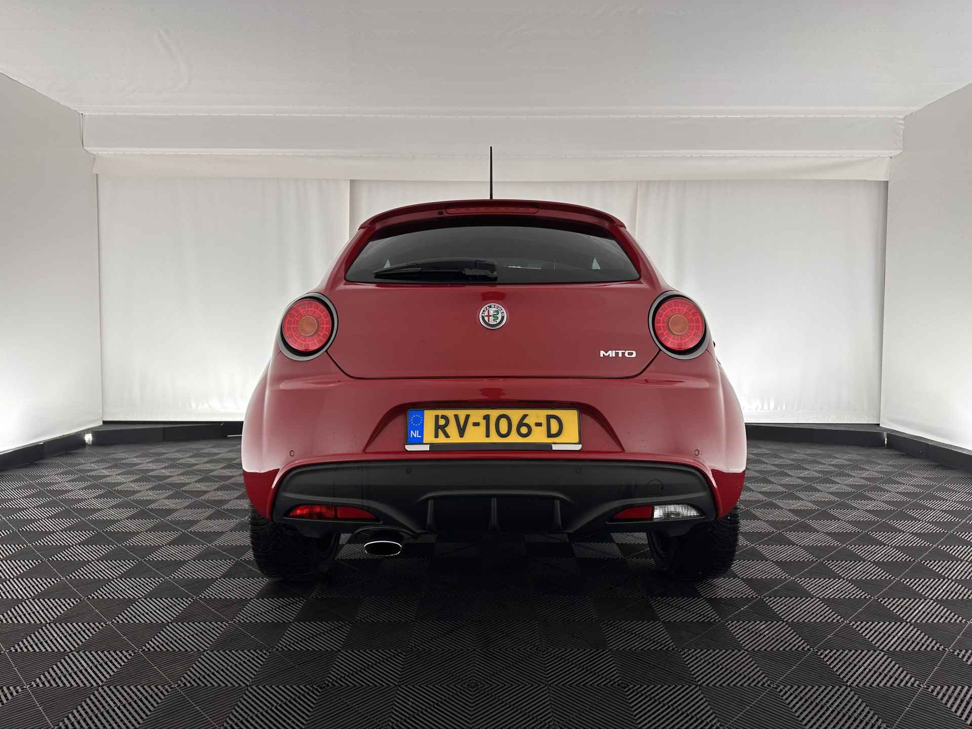 Alfa Romeo MiTo 1.3 JTDm ECO Super Pack-Veloce *NAVI-FULLMAP | LEATHER-MICROFIBRE | DAB | SPORT-SEATS | ECC | PDC | CRUISE | 17''ALU* - 5/27