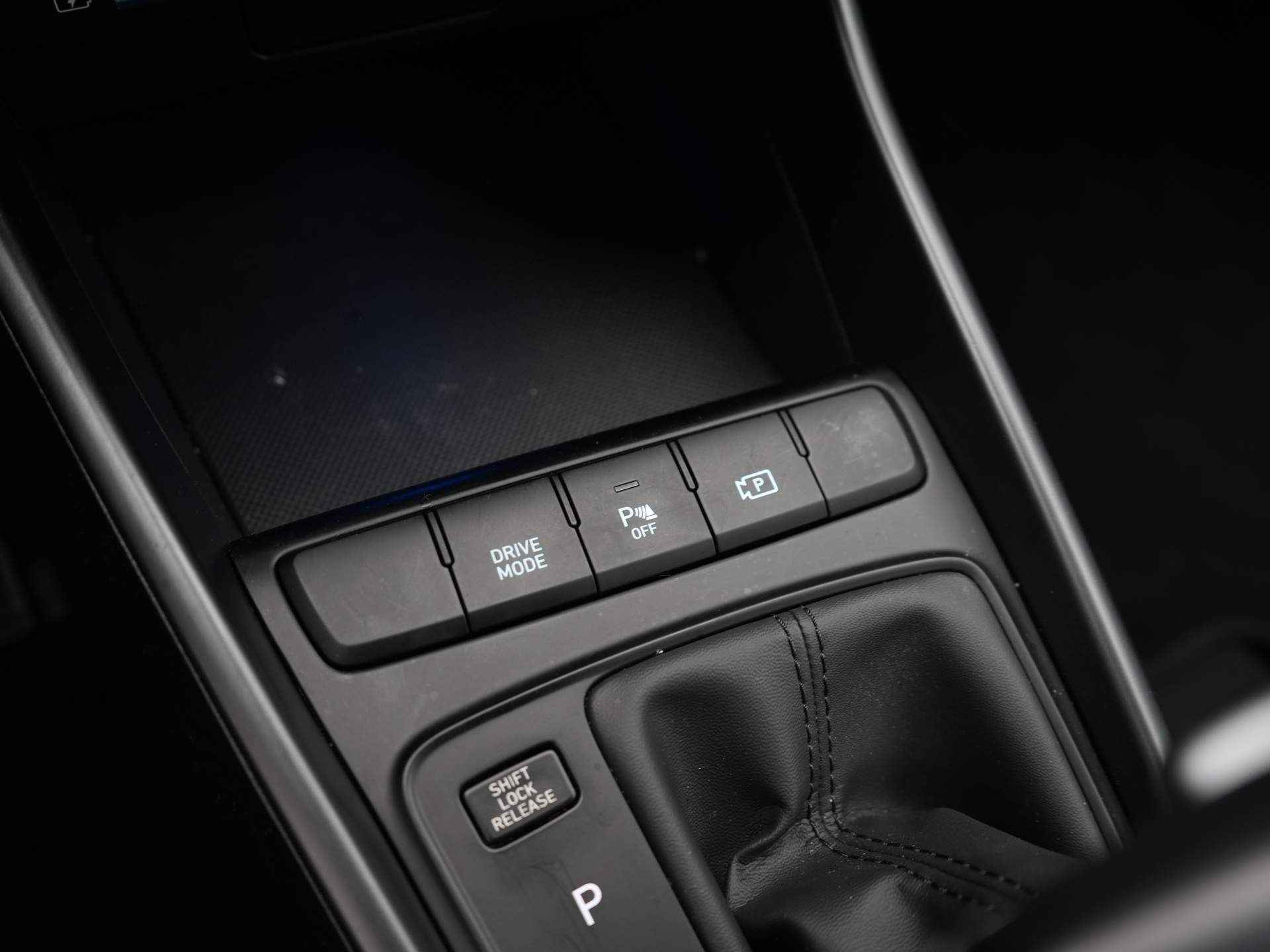 Hyundai i20 1.0 T-GDI Comfort Smart AUTOMAAT | Navigatie, Climate Control en Lichtmetalen velgen - 27/42