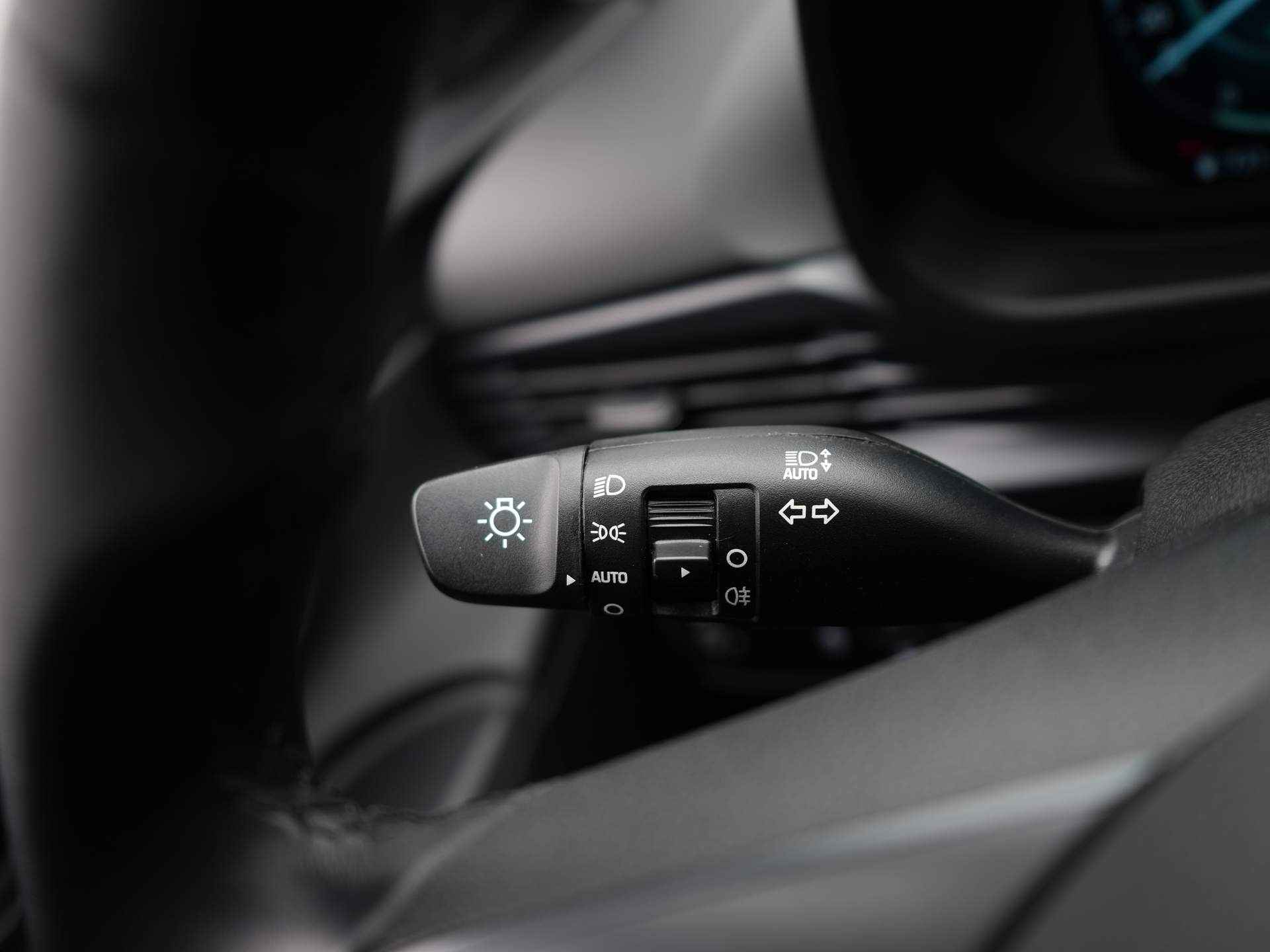 Hyundai i20 1.0 T-GDI Comfort Smart AUTOMAAT | Navigatie, Climate Control en Lichtmetalen velgen - 28/42