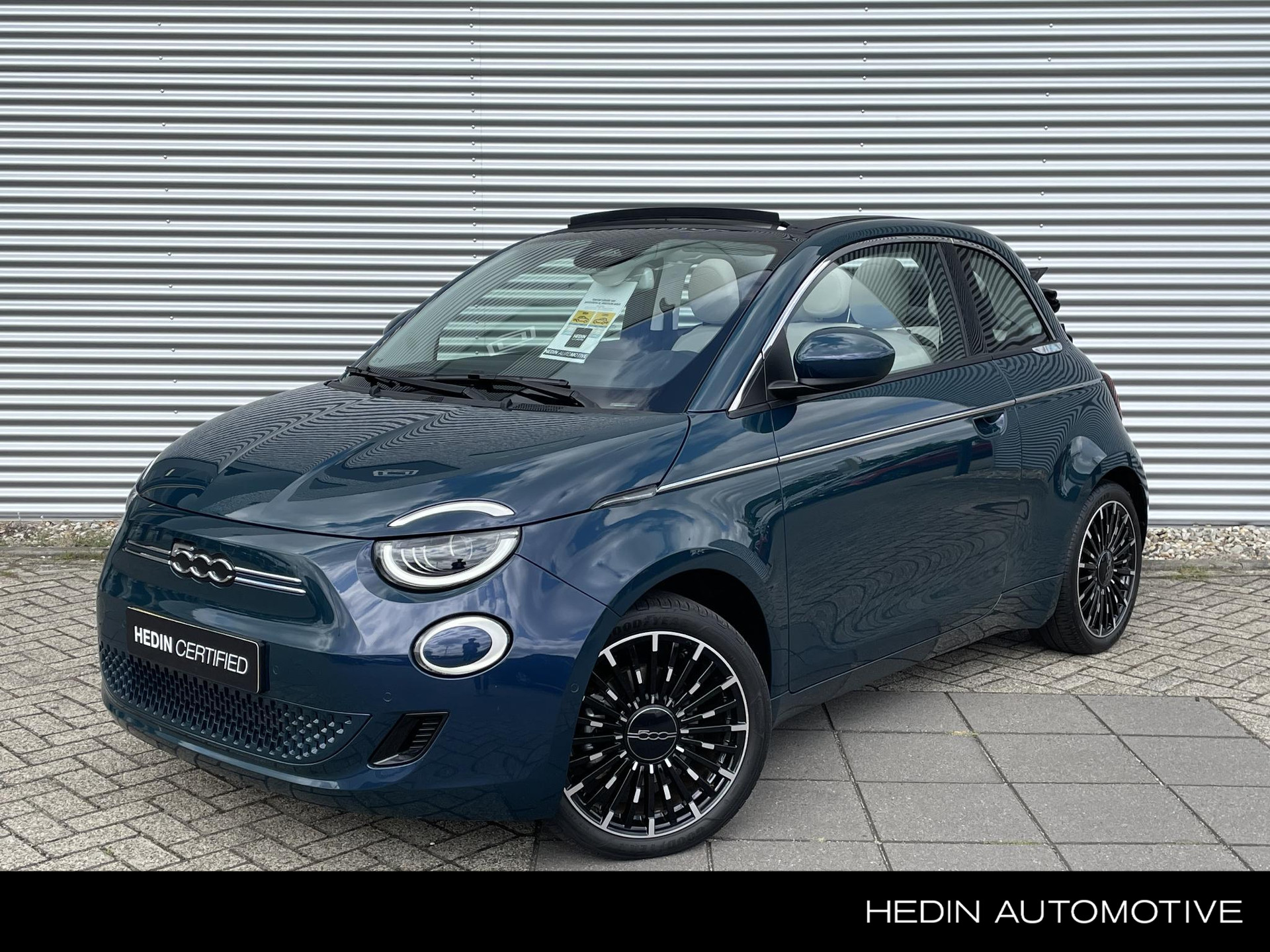 Fiat 500 C La Prima 42 kWh | Adaptieve Cruise Control | Keyless GO | LED verlichting | Climate Control | Camera