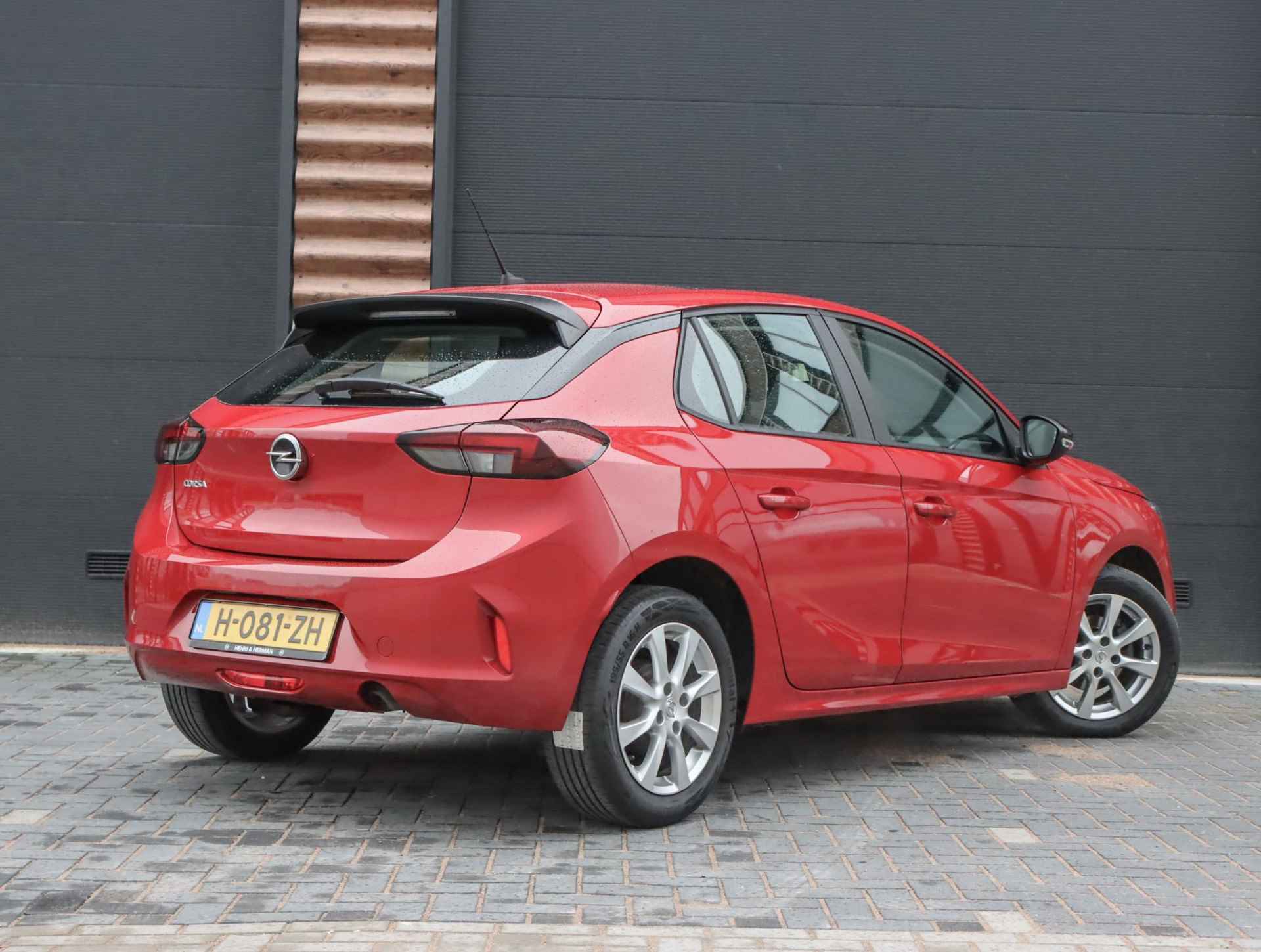 Opel Corsa 1.2 Edition | Panoramadak | Radio | velgen - 4/42