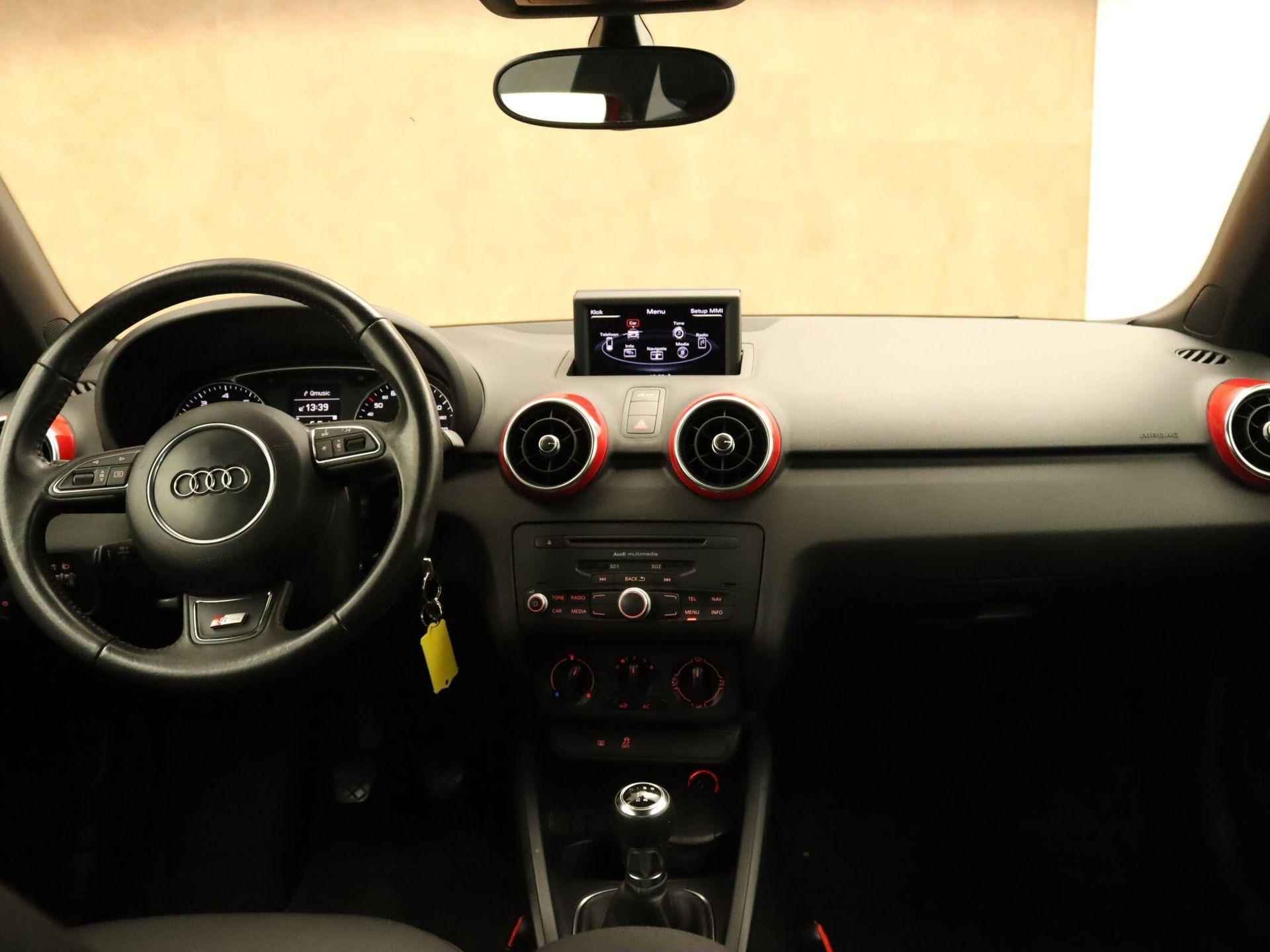 Audi A1 1.2 TFSI Admired - ORIGINEEL NEDERLANDSE AUTO - CRUISE CONTROL - S-LINE EXTERIEUR - BLUETOOTH TELEFOONVOORBEREIDING - LEDEREN STUURWIEL - LICHTMETALEN VELGEN 17" INCH - 7/39