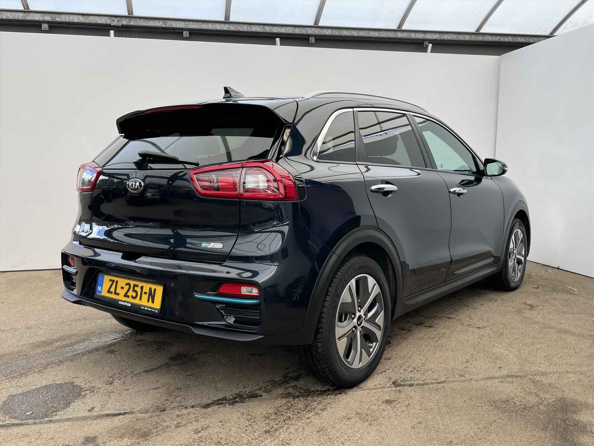 Kia e-Niro Elektrisch 204pk Aut ExecutiveLine / Navi / Leyless / Leder / Stoel-stuur verw. - 3/18