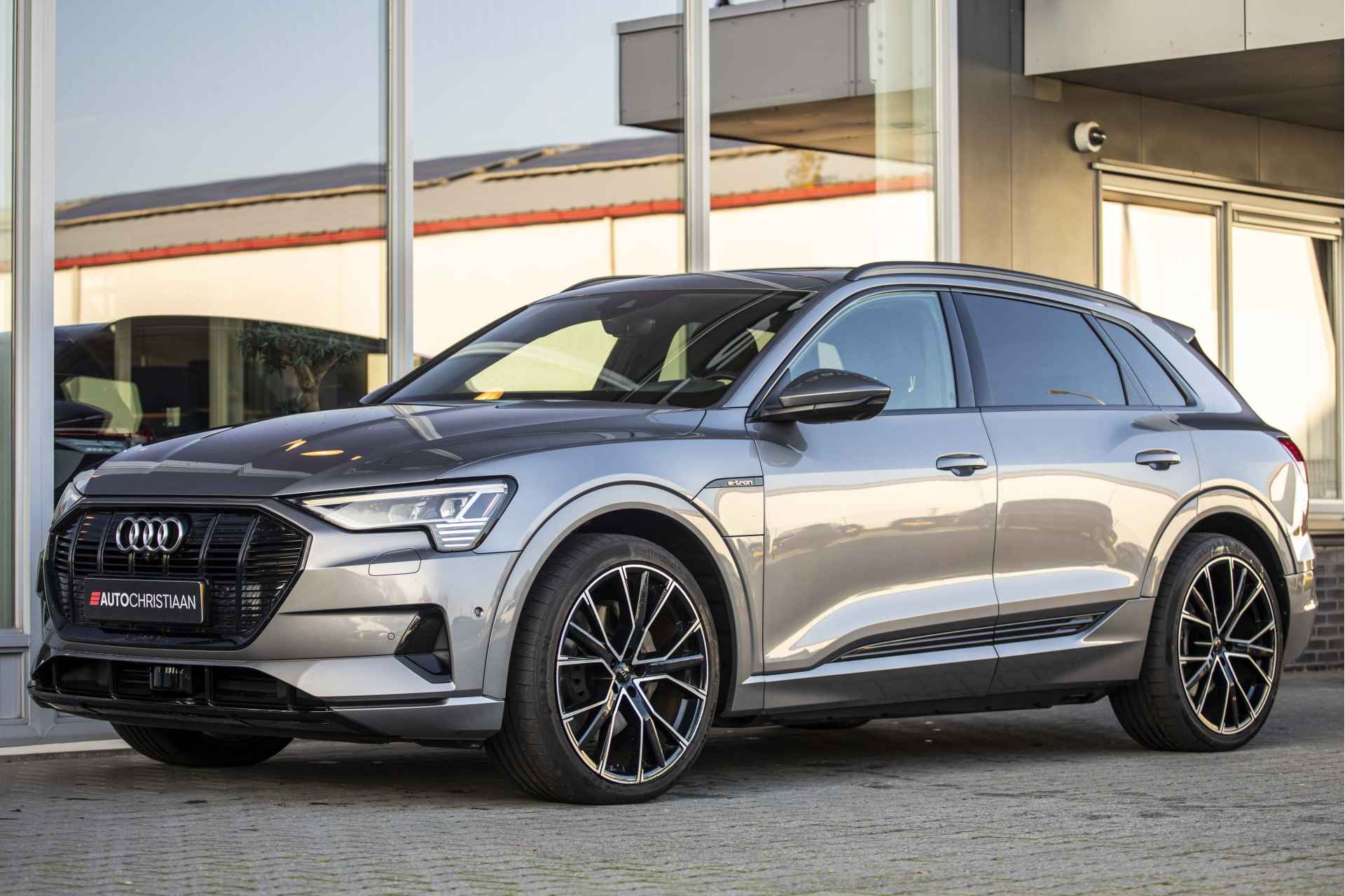 Audi e-tron 55 quattro Pro Line Plus 95 kWh | Pano | B&O | 360° graden | Head-Up - 15/43