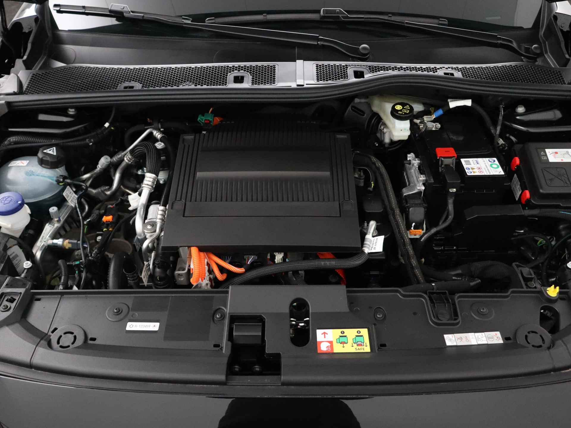 Peugeot e-208 EV Style 50 kWh | Demo | Beschikbaar vanaf 20-03-2024 | - 36/42