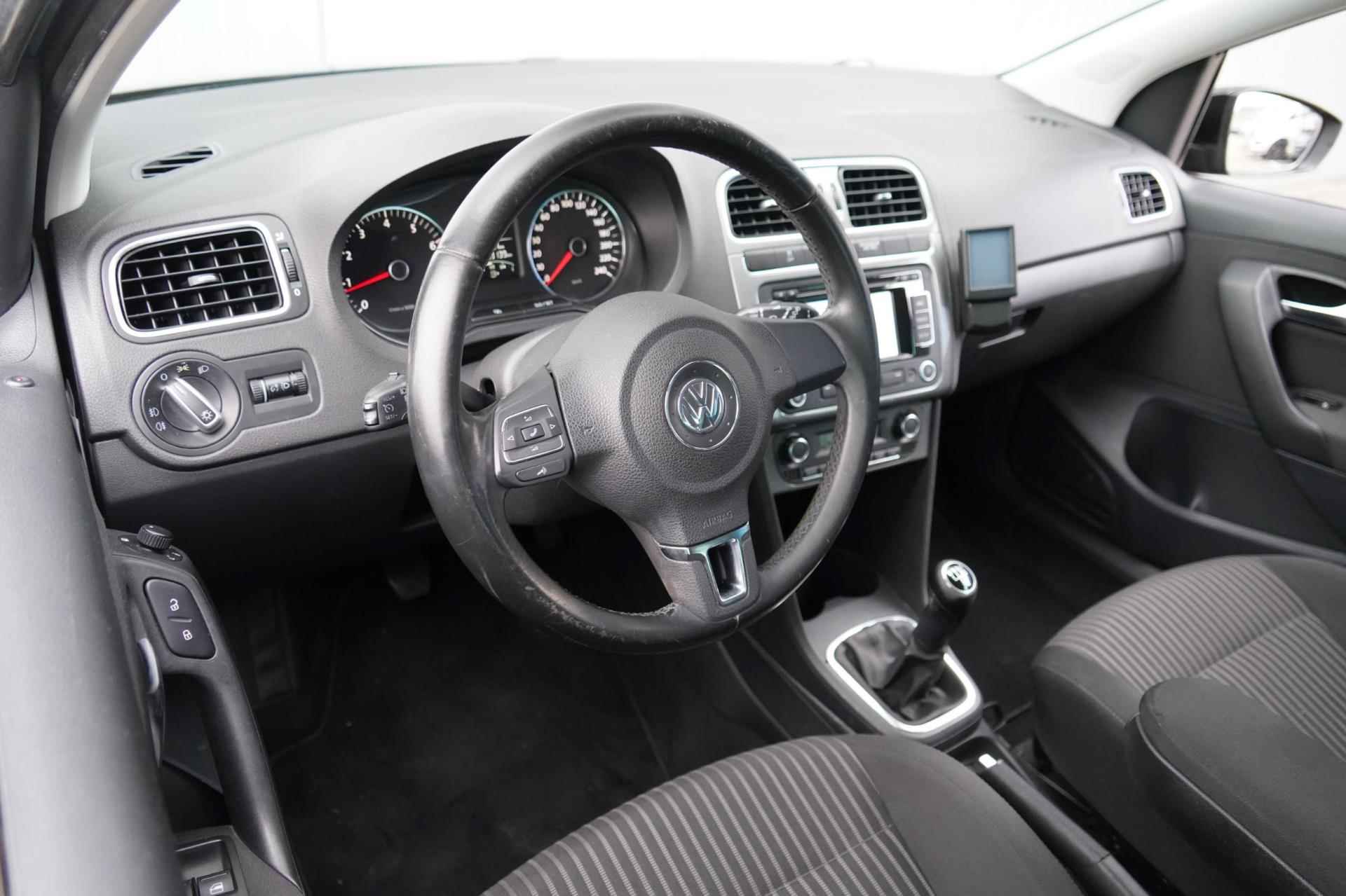 Volkswagen Polo 1.4-16V Highline / Navi / Climate / Cruise / NL-Auto / 172dkm NAP / Bluetooth / Elek. ramen - 10/36