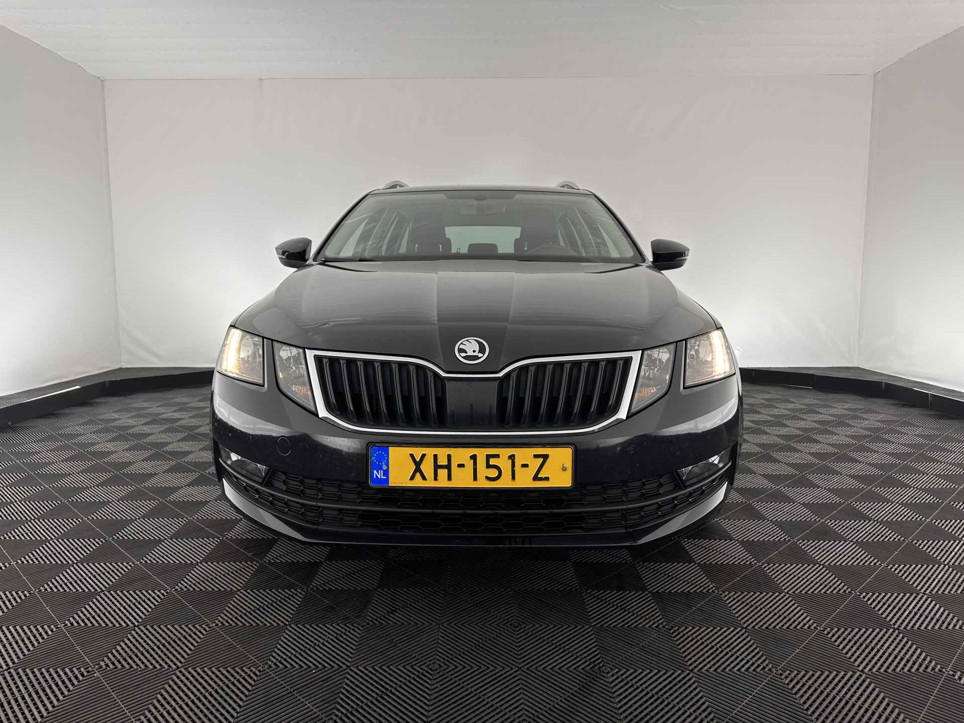 Škoda Octavia Combi 1.6 TDI Greentech Clever Edition *NAVI-FULLMAP | AMUNDSEN-AUDIO | ECC | CRUISE | DAB | APP-CONNECT | PDC | 1/2-LEATHER | COMFORT-SEATS | 16'' ALU* - 2/33