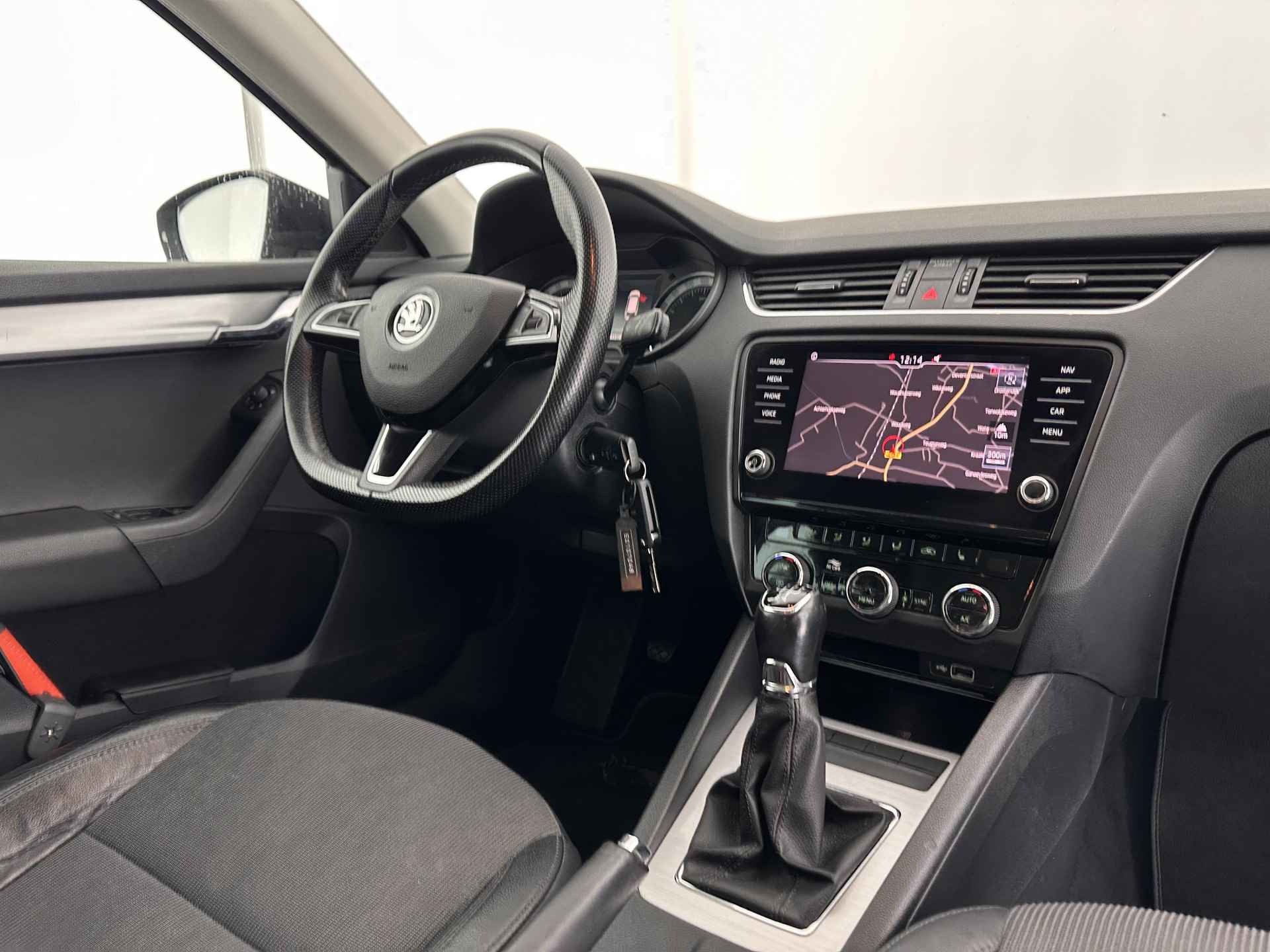 Škoda Octavia Combi 1.6 TDI Greentech Clever Edition *NAVI-FULLMAP | AMUNDSEN-AUDIO | ECC | CRUISE | DAB | APP-CONNECT | PDC | 1/2-LEATHER | COMFORT-SEATS | 16'' ALU* - 7/33