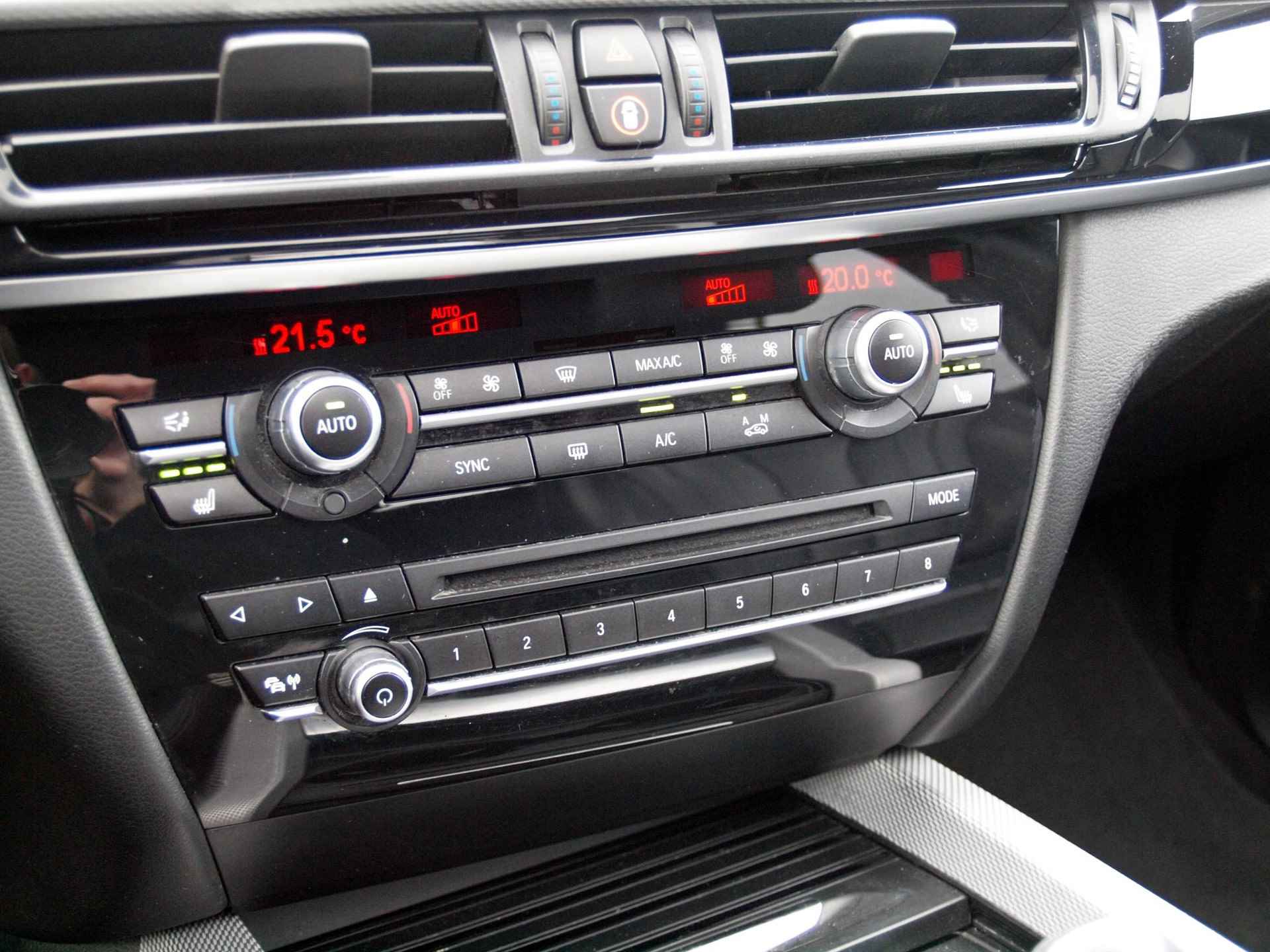 BMW X5 xDrive35i High Executive M-Pakket | Panoramadak | Camera | Trekhaak | Cruise Control | Navi | Bluetooth | - 27/38