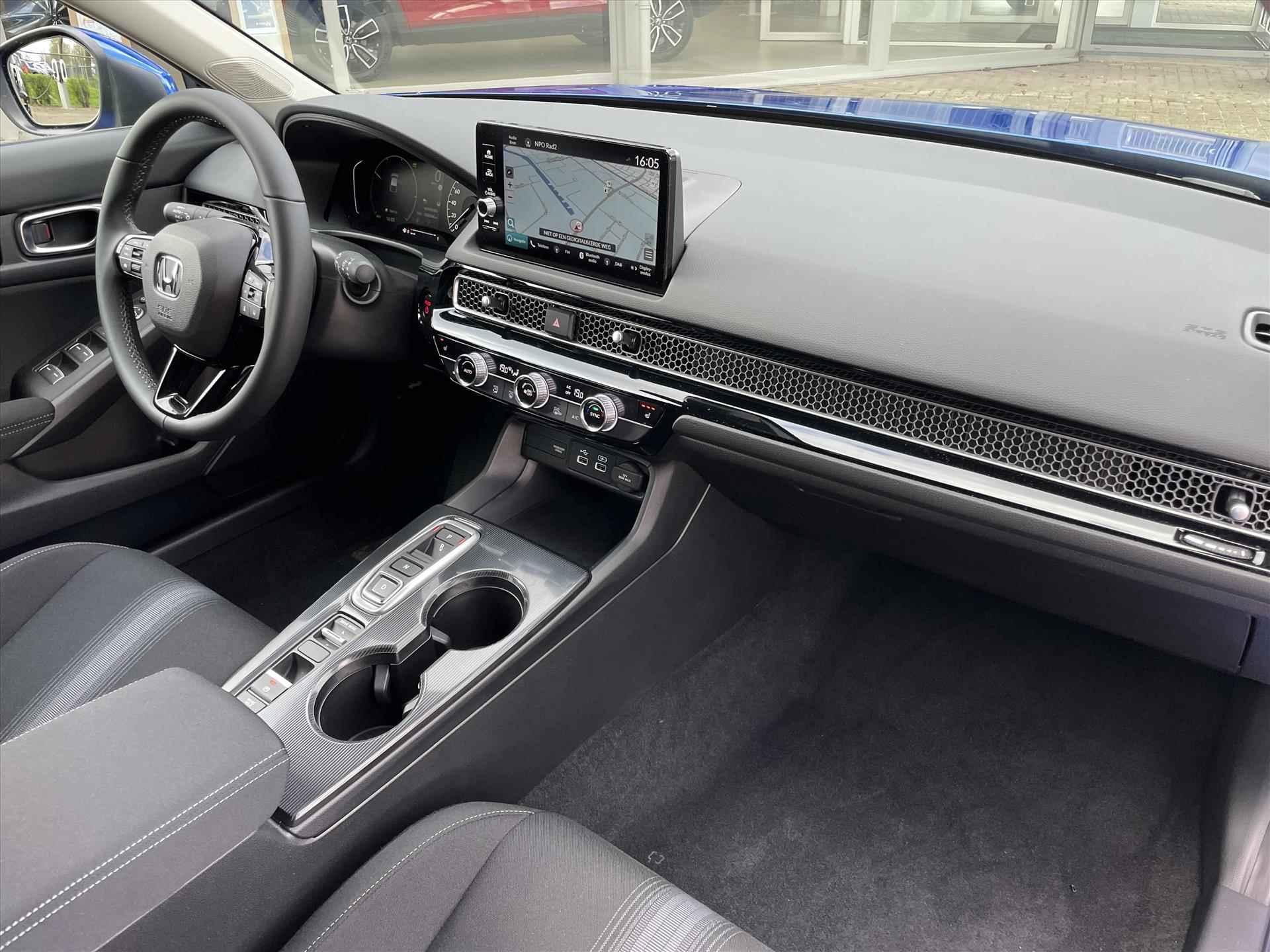 Honda Civic Hybrid 2.0 e:HEV Elegance eCVT // Interior illumination Pack -Wit // Rijklaarprijs incl fabrieksgarantie - 25/29
