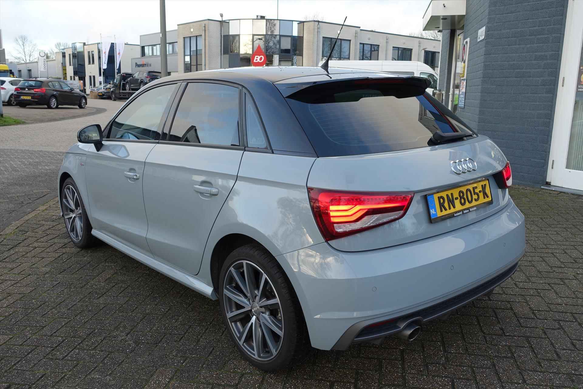 Audi A1 Sportback 1.0 TFSI 95pk Adrenalin - 7/24