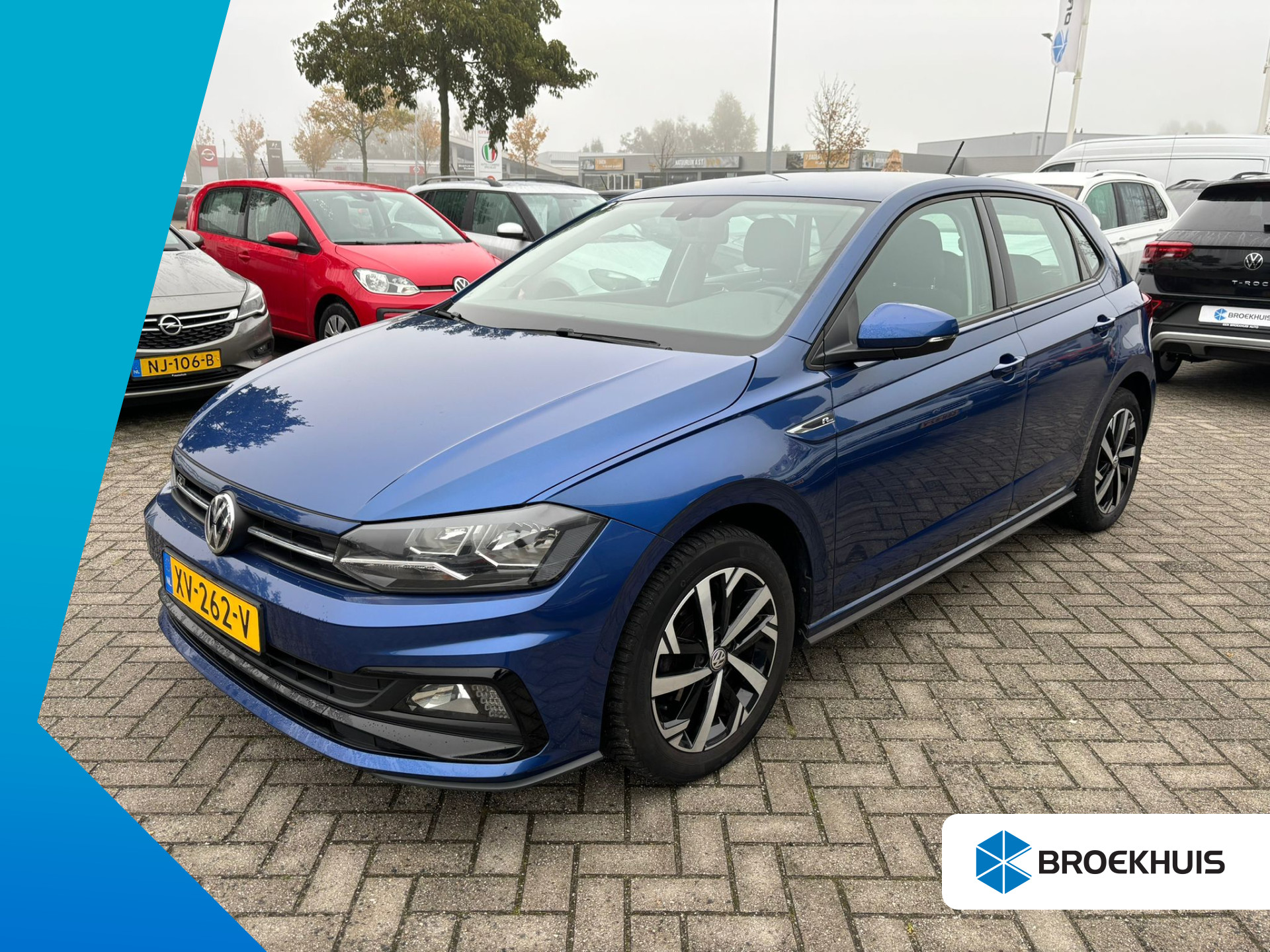 Volkswagen Polo 1.0 TSI 95 pk Comfortline Business | R-Line Exterieur | Trekhaak | Navigatie |