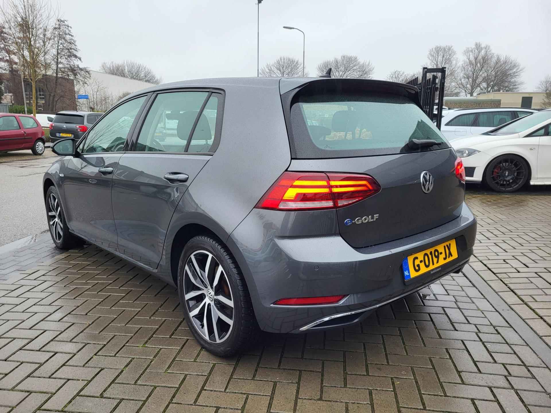 Volkswagen E-Golf 36 kWh | Camera, AppleCarPlay/AndroidAuto, adaptive cruise control, LED dagrijverlichting en navigatie - 4/39