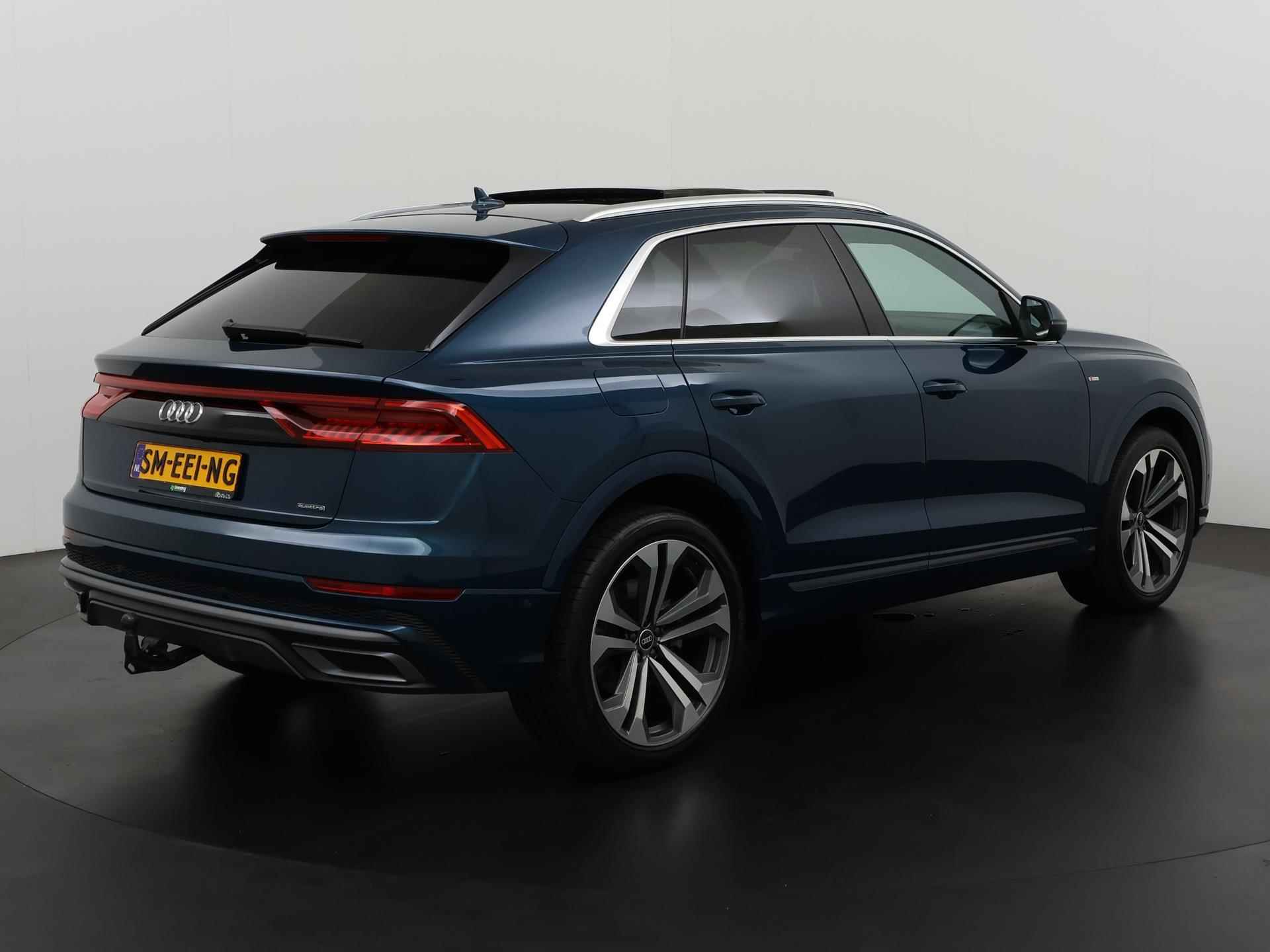 Audi Q8 55 TFSIe quattro S-Line | Panoramadak | Trekhaak | Zondag Open! - 4/53