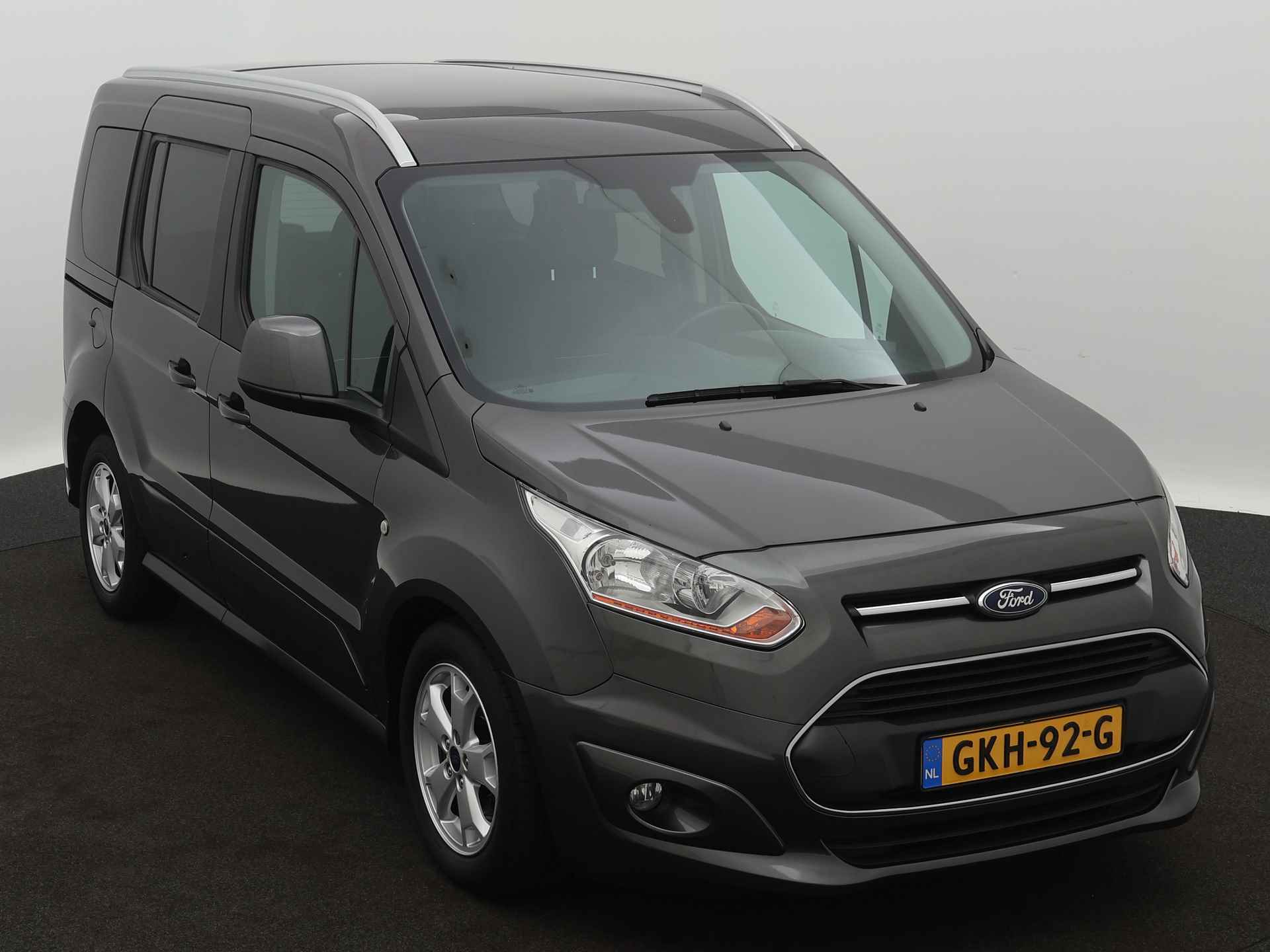 Ford Tourneo Connect Titanium 1.6 EcoBoost 150HP Automaat Direct leverbaar! Rolstoelauto - 23/37