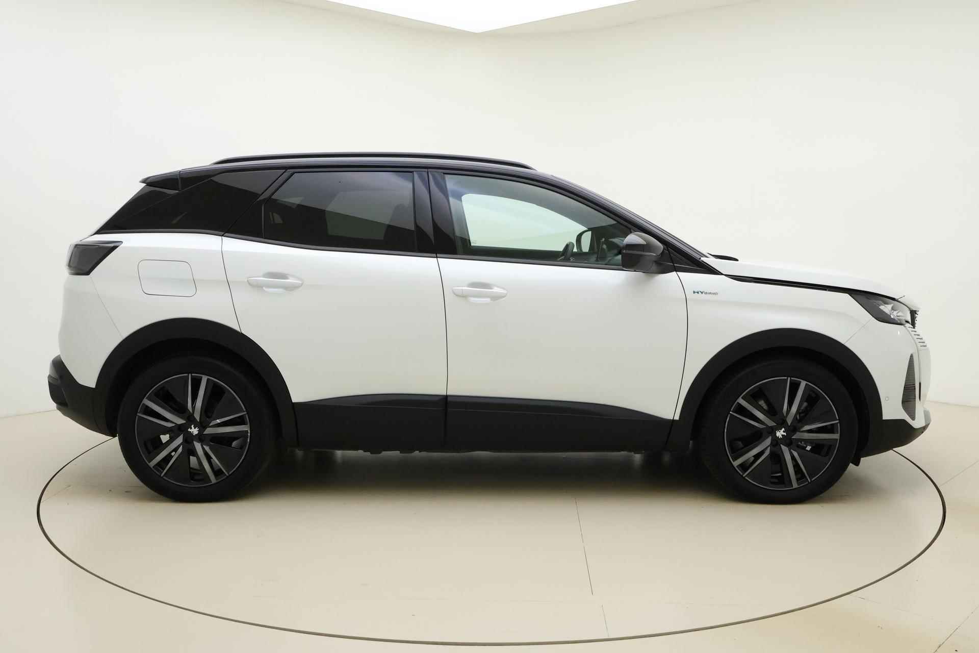 Peugeot 3008 1.6 HYbrid GT 225 PK | 8-traps Automaat | Lederen bekleding | Panorama dak | Elektrische verstelbare Stoelen | Elektrische achterklep | VOL opties | Cruise Control | 1e eigenaar - 10/41