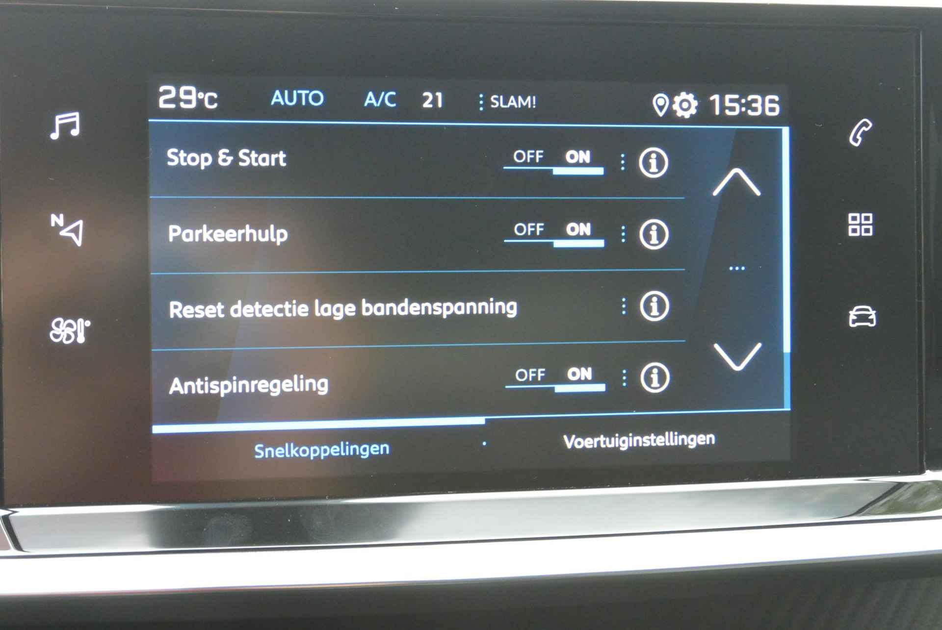 Peugeot 208 PureTech 100pk Allure Pack │ Connect 3D Navigatie │ Achteruitrijcamera - 34/53