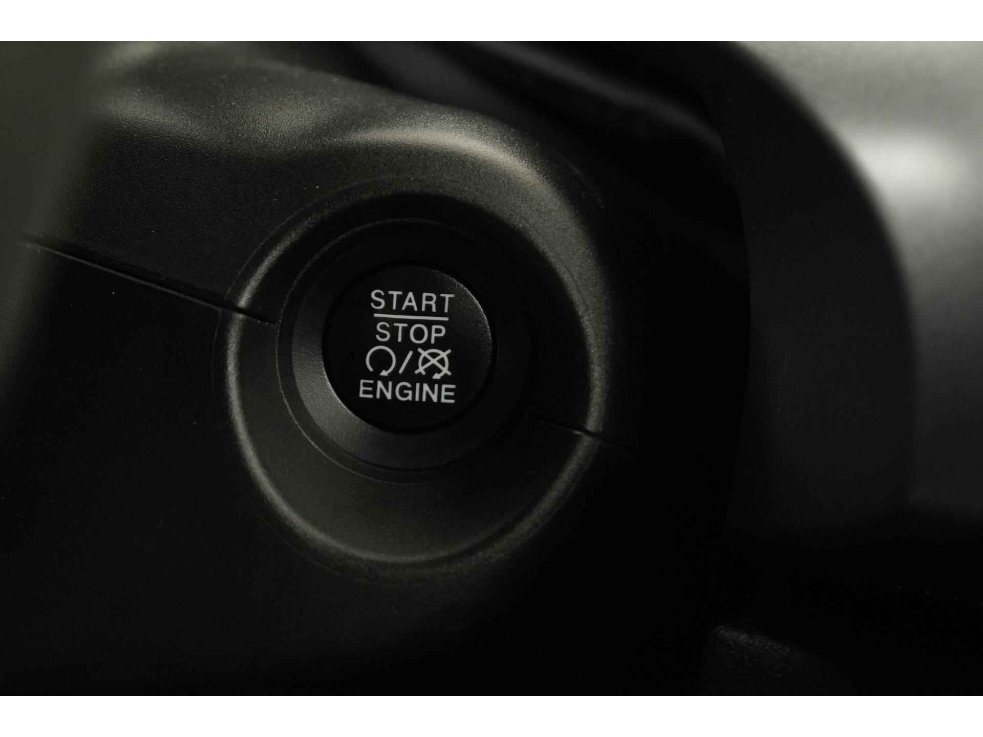 Fiat 500X 1.3 GSE Sport Automaat | Schuifdak | Blind Spot | Navigatie | Zondag Open! - 38/41