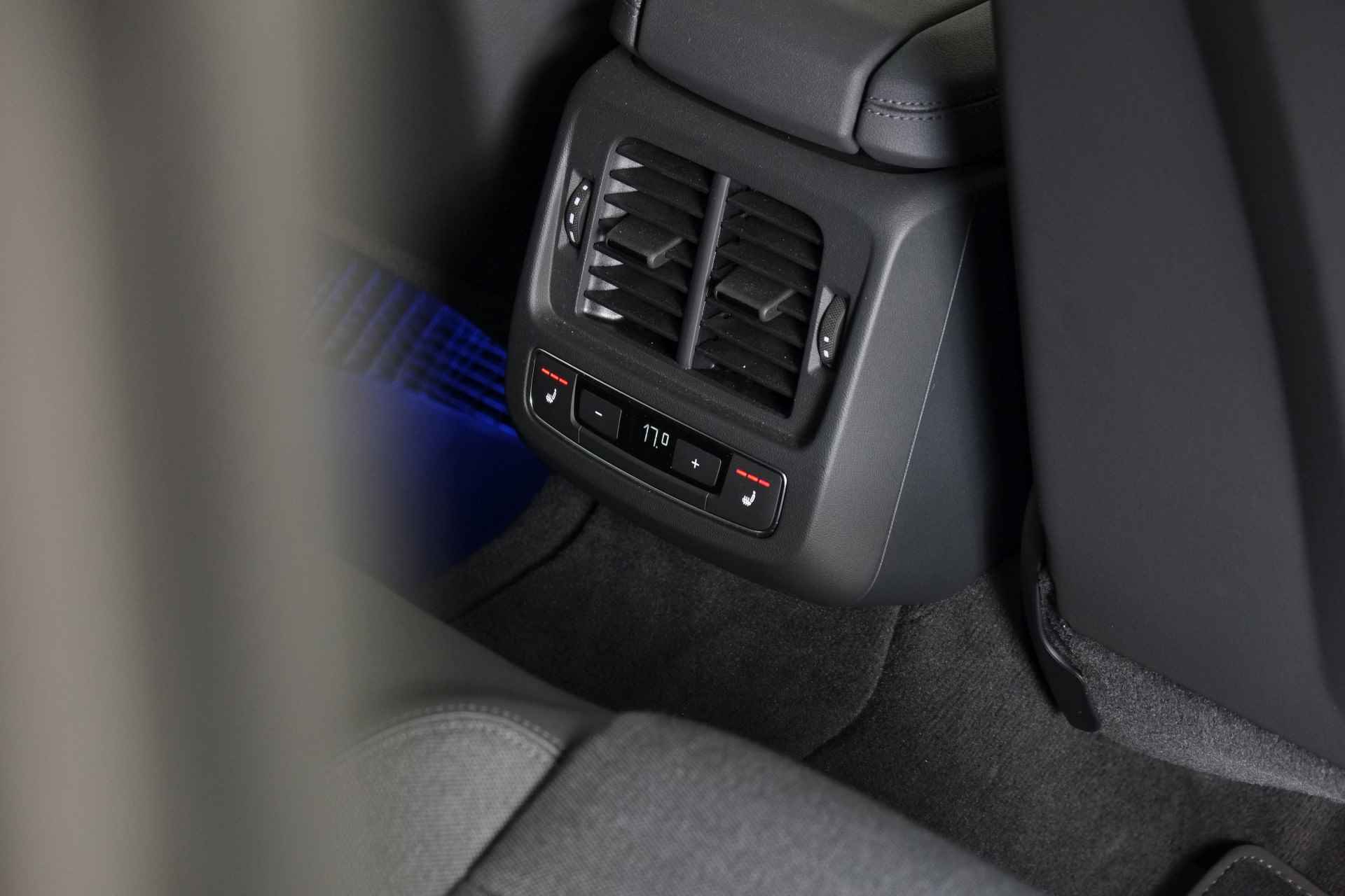 Audi e-tron GT 93 kWh Panorama / ACC / VC / Cam / Alcantara / LED - 17/44