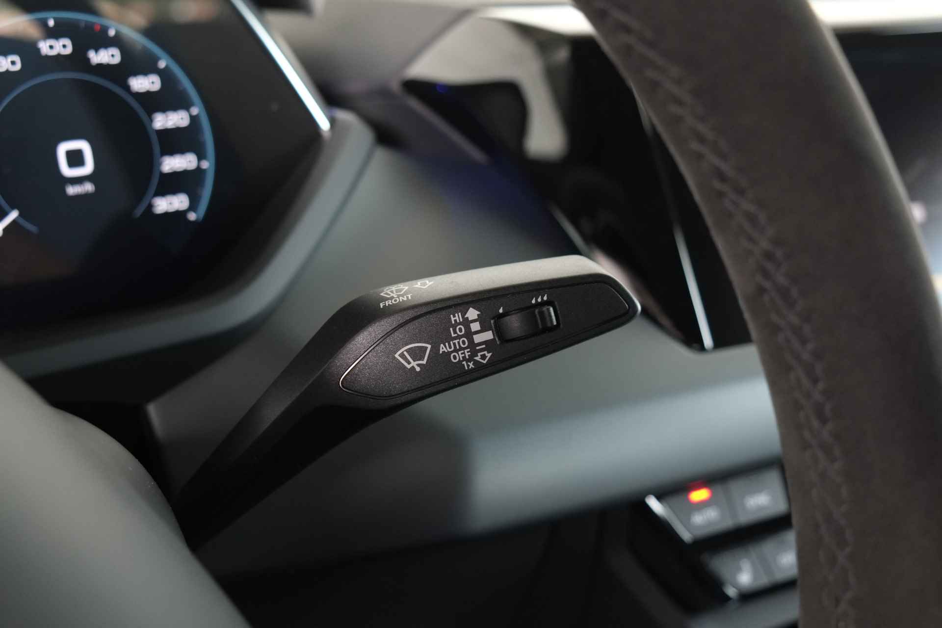 Audi e-tron GT 93 kWh Panorama / ACC / VC / Cam / Alcantara / LED - 28/44