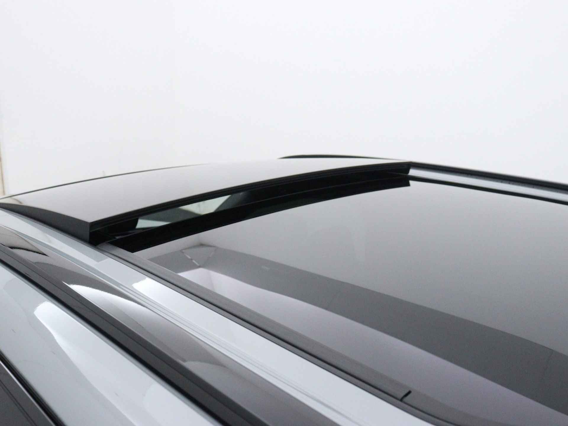 Volvo XC60 2.0 T6 AWD Ultimate Dark | Panorama dak | 360 graden camera | - 37/48