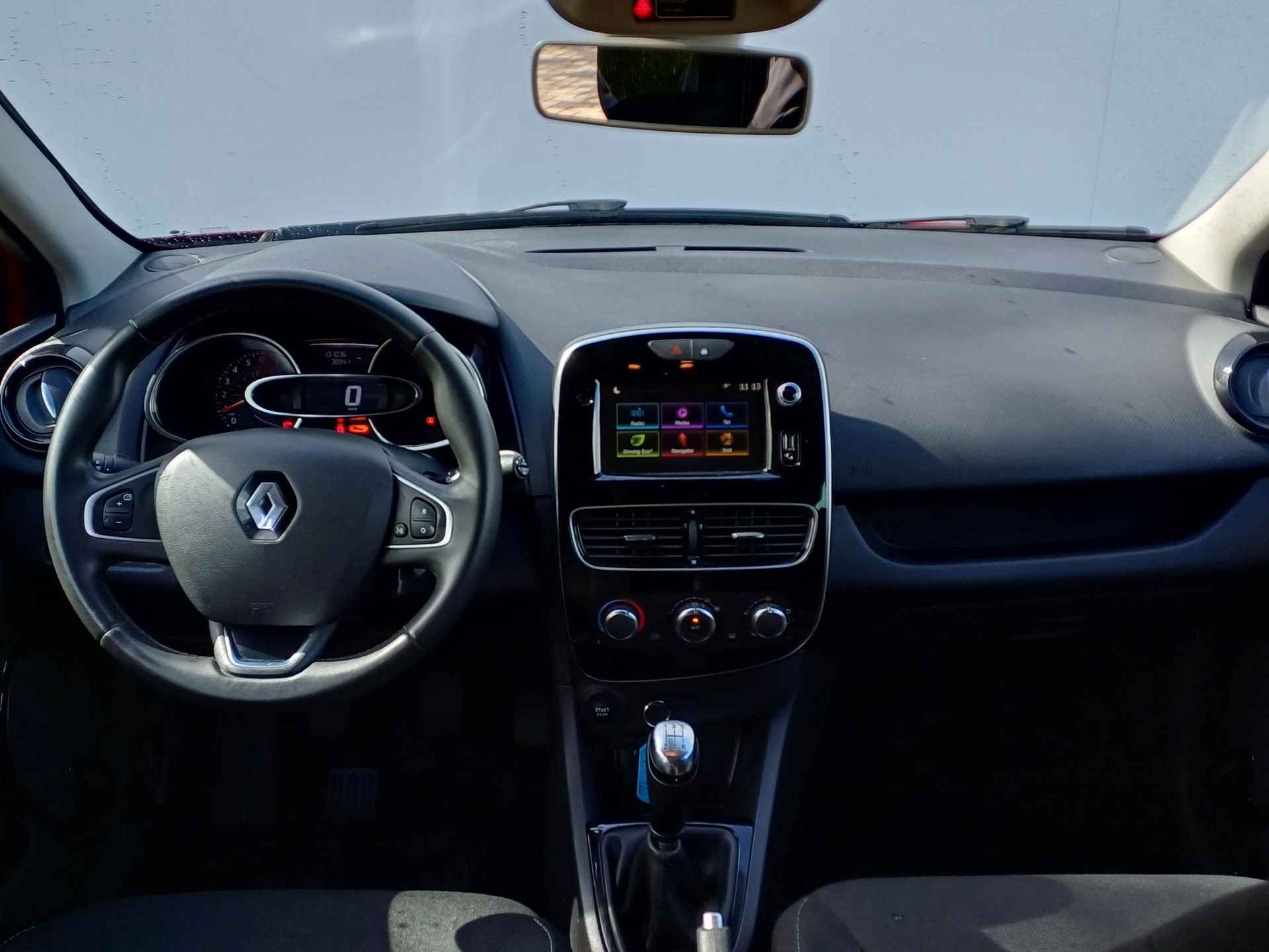 Renault Clio 0.9 TCe 90 Limited Airco / Navigatie / Privacy Glass / Cruise Control / Lichtmetalen Velgen / LED / Parkeersensoren - 19/34