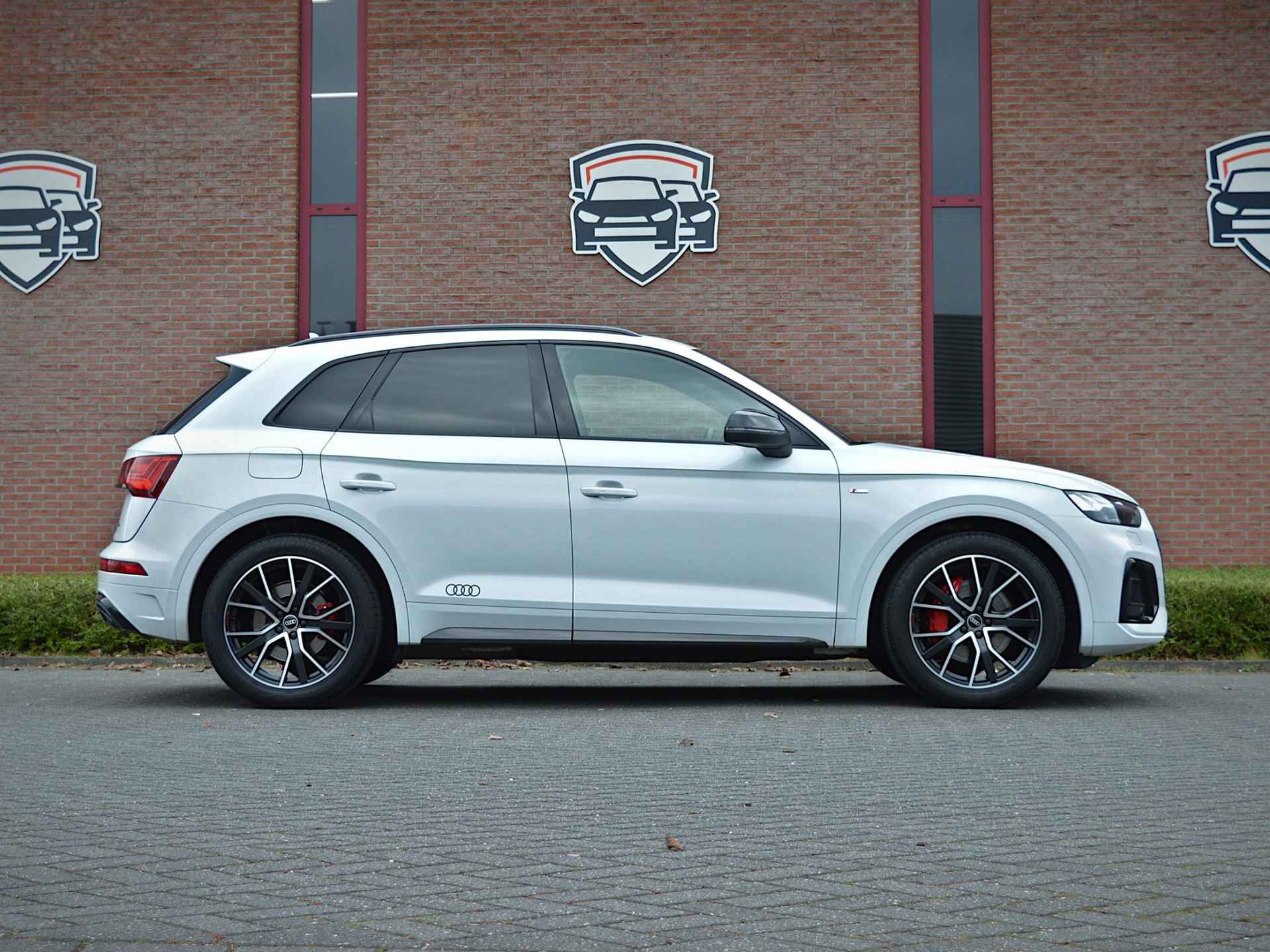 Audi Q5 55 TFSIe Quattro Competition | Luchtvering - 6/25