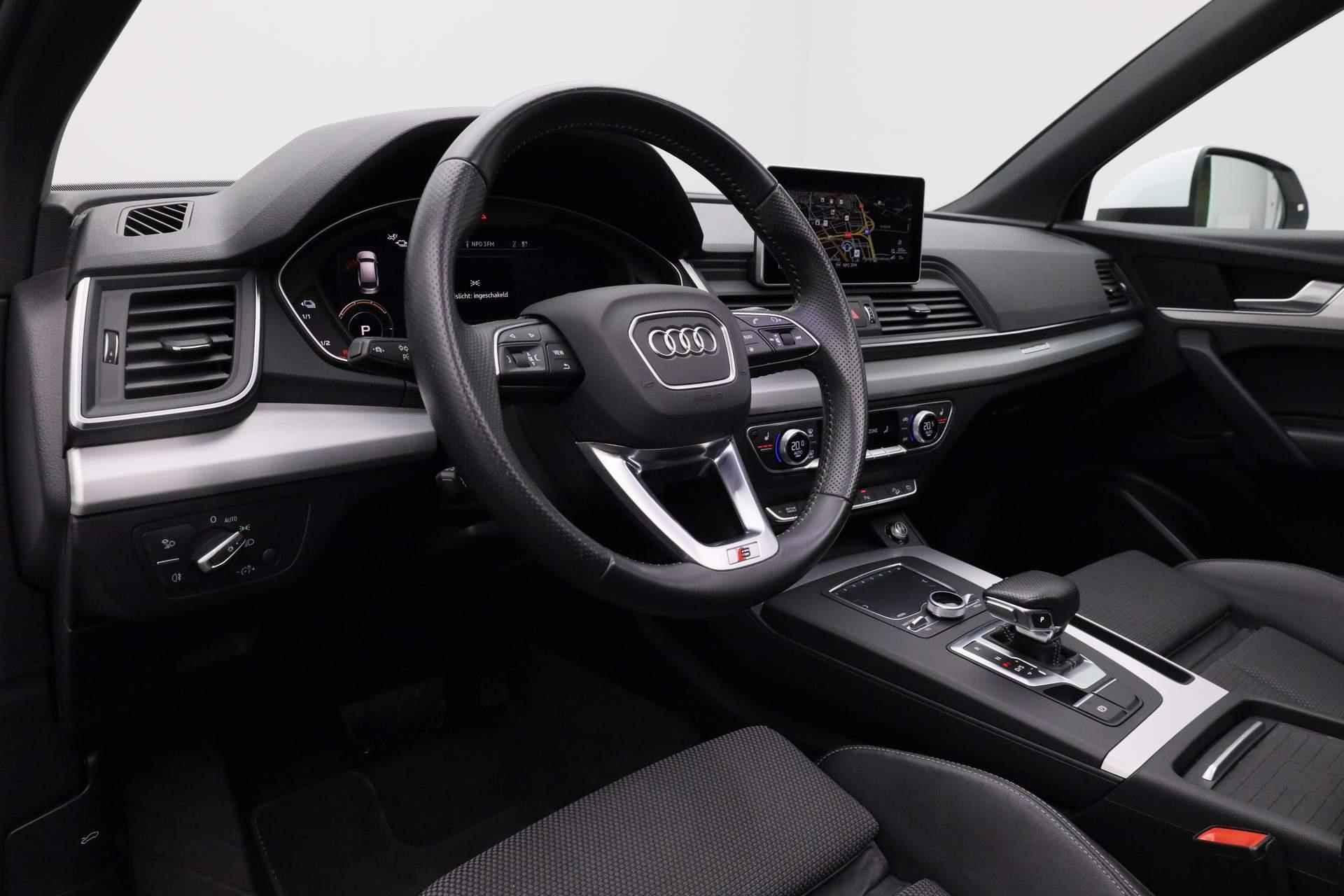 Audi Q5 50 TFSIe 299PK S-tronic quattro S Edition | Navi | Trekhaak | 20 inch | Parkeersensoren voor/achter - 3/43
