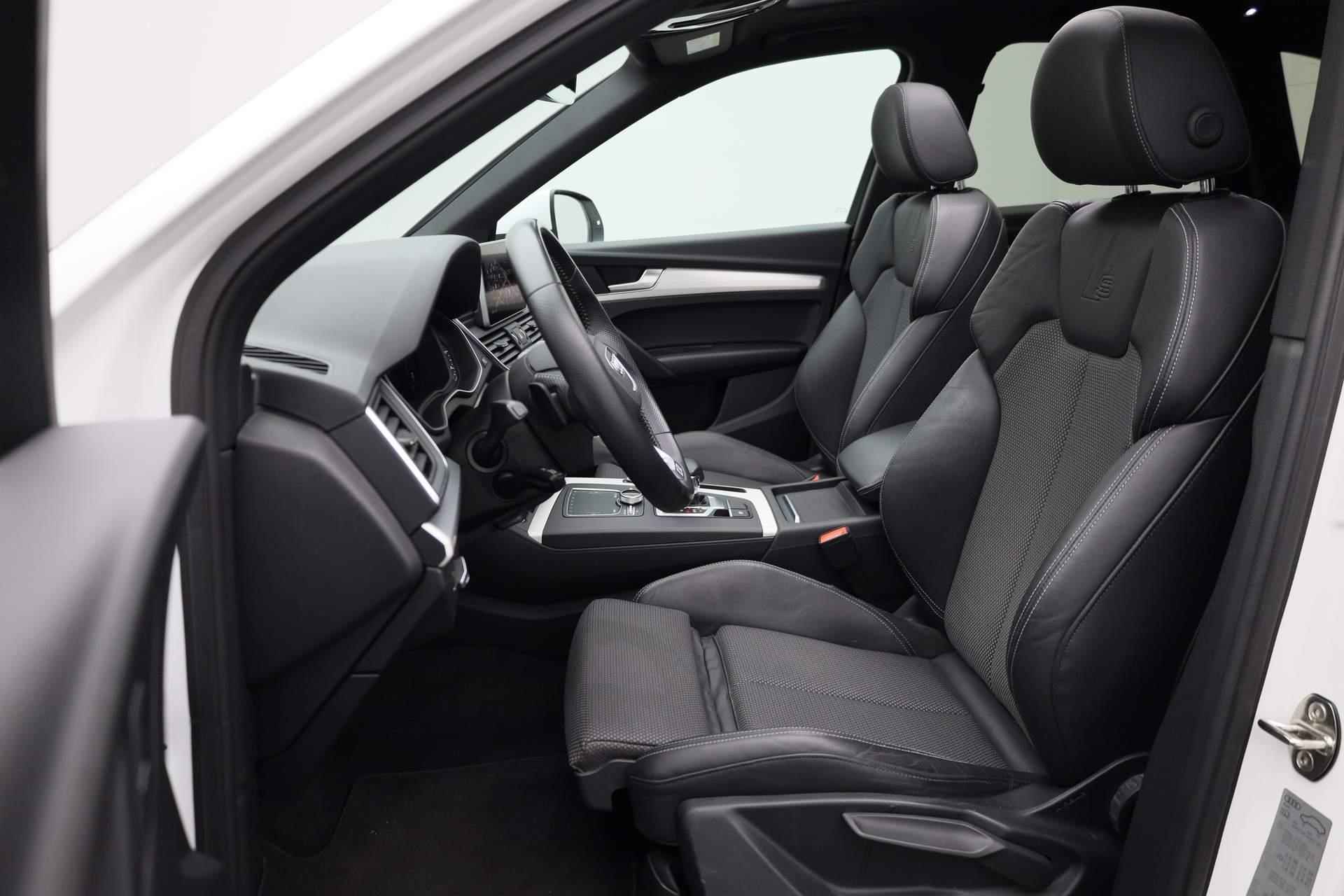 Audi Q5 50 TFSIe 299PK S-tronic quattro S Edition | Navi | Trekhaak | 20 inch | Parkeersensoren voor/achter - 23/43