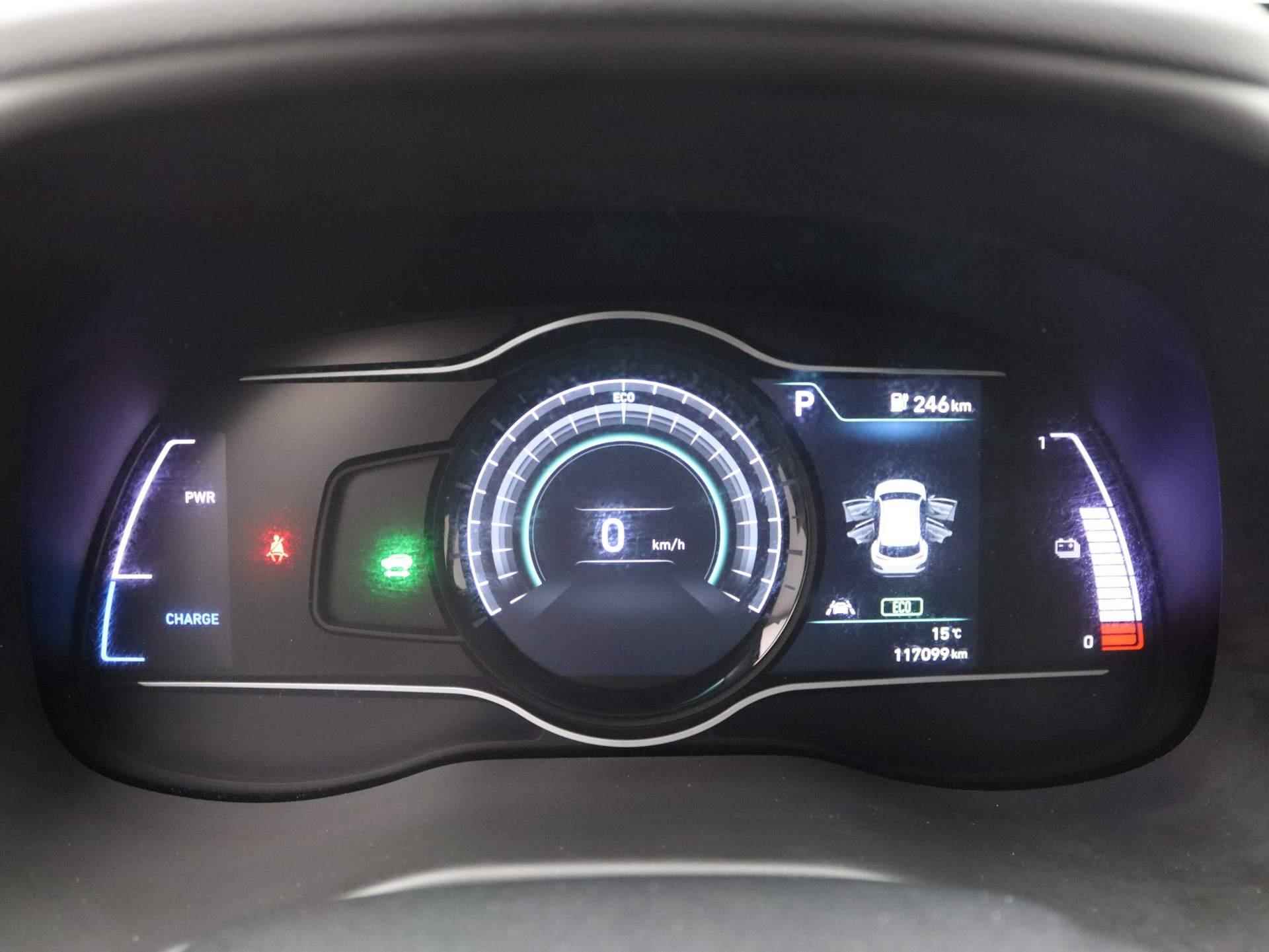 Hyundai Kona EV Premium 64 kWh | Airco | Navigatie | Achteruitrijcamera | Cruise Control | Lederen bekleding | - 8/46